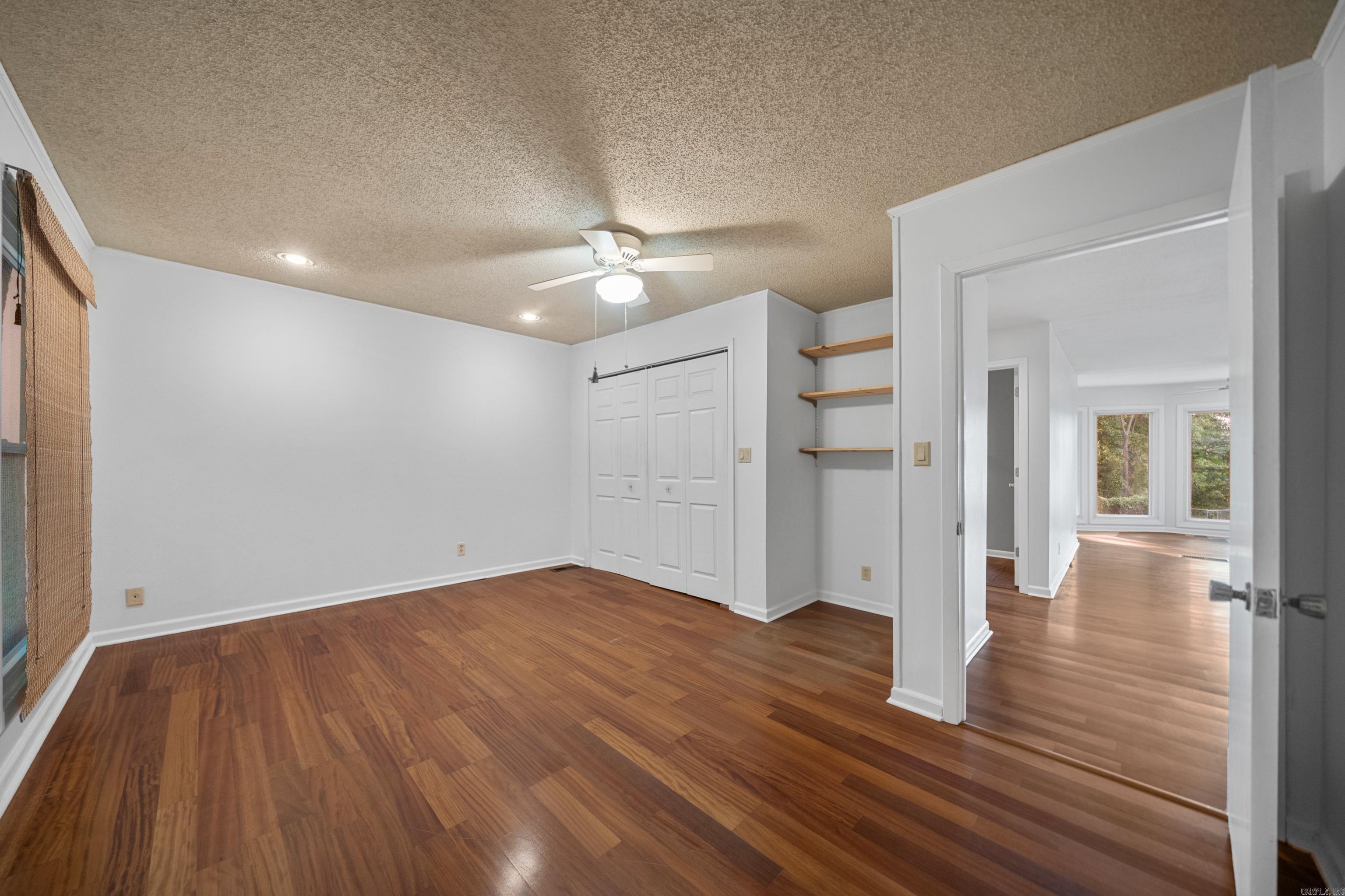 CLEVELAND SHORES - Residential