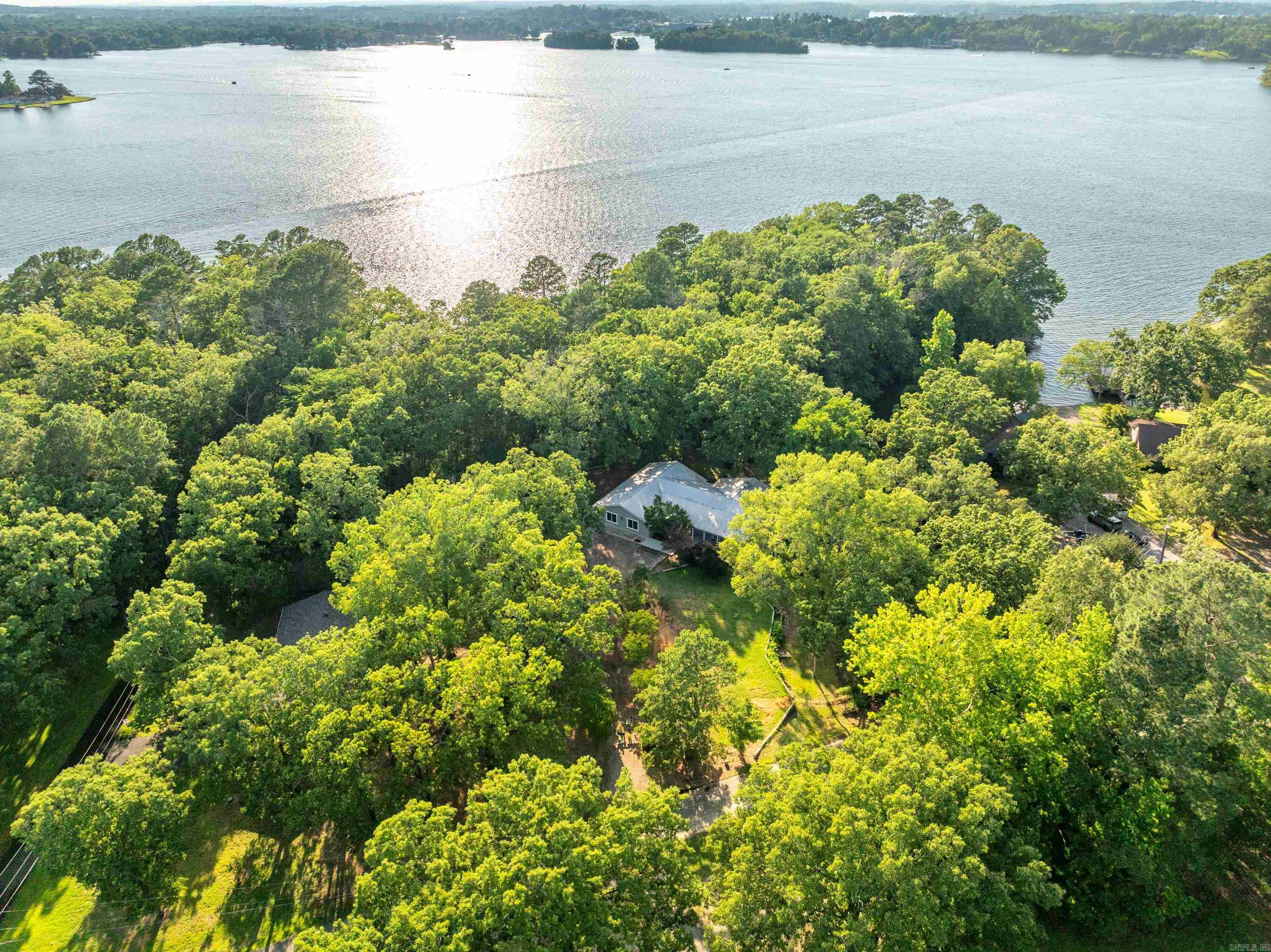 CLEVELAND SHORES - Residential