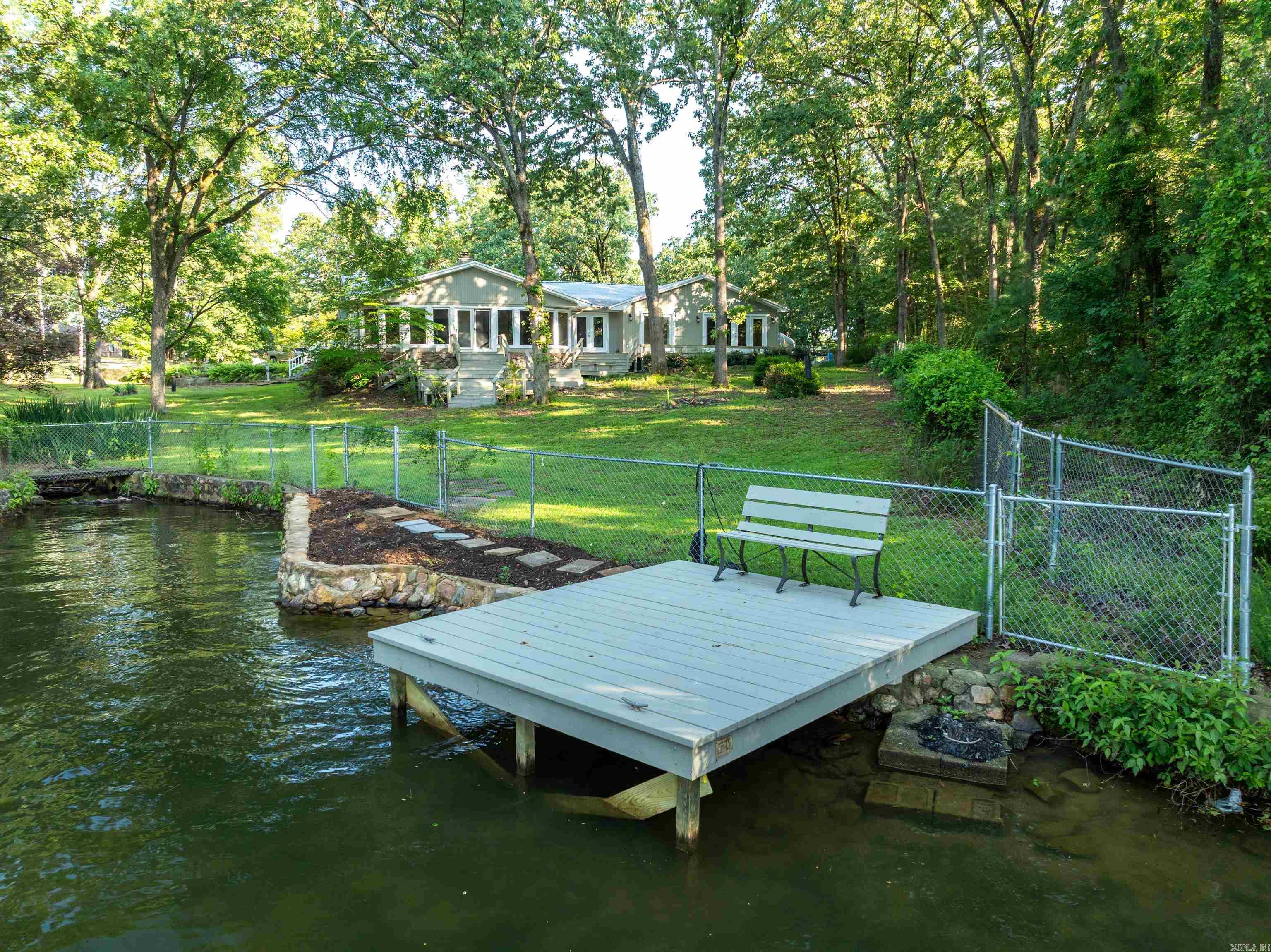 CLEVELAND SHORES - Residential
