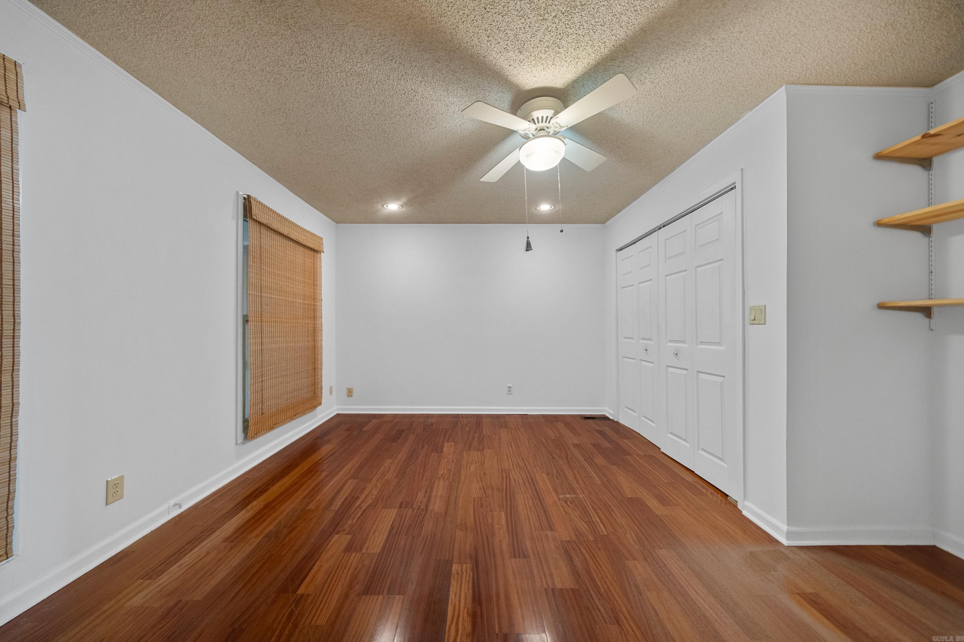 CLEVELAND SHORES - Residential