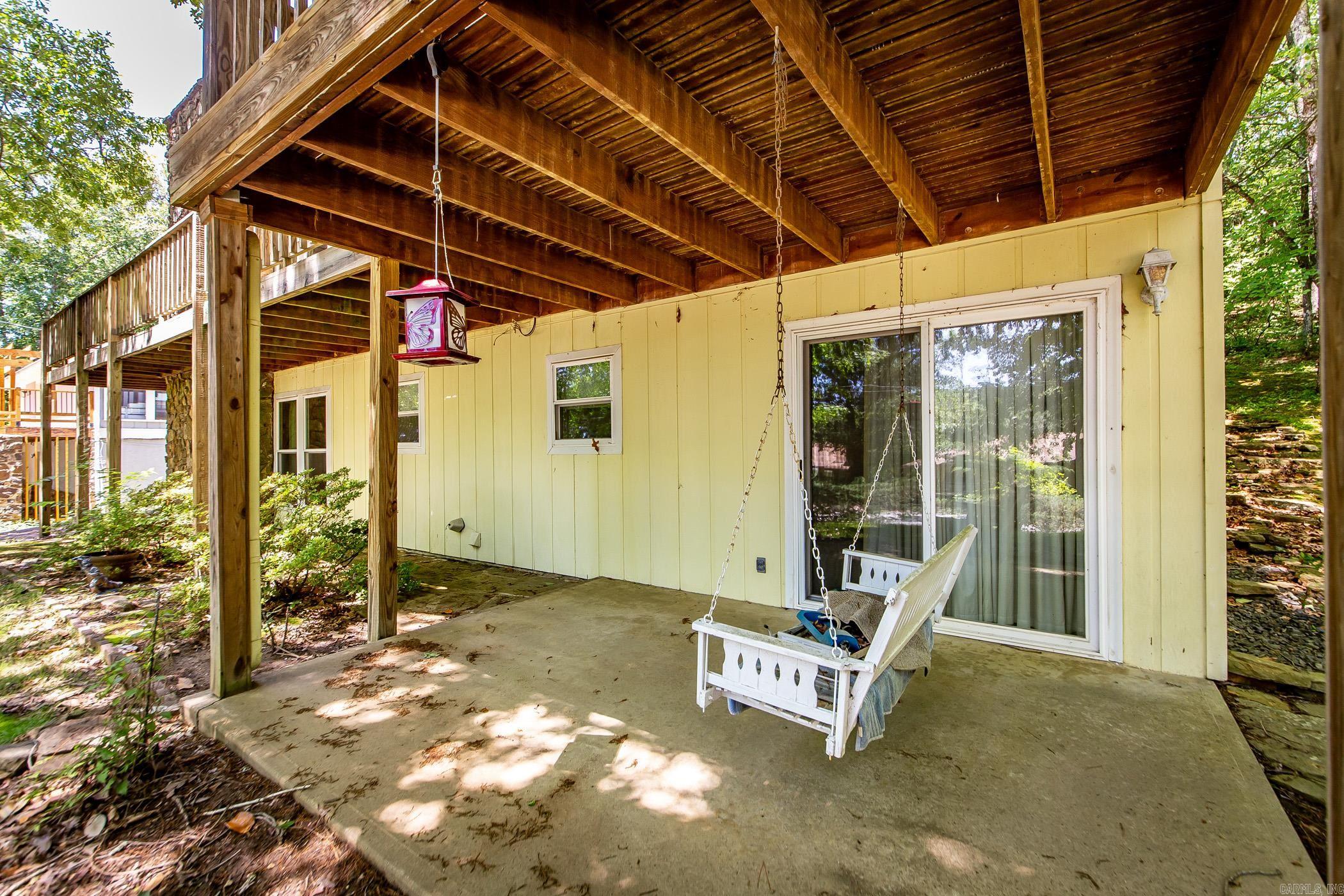 CHELSEA GLADE - Residential