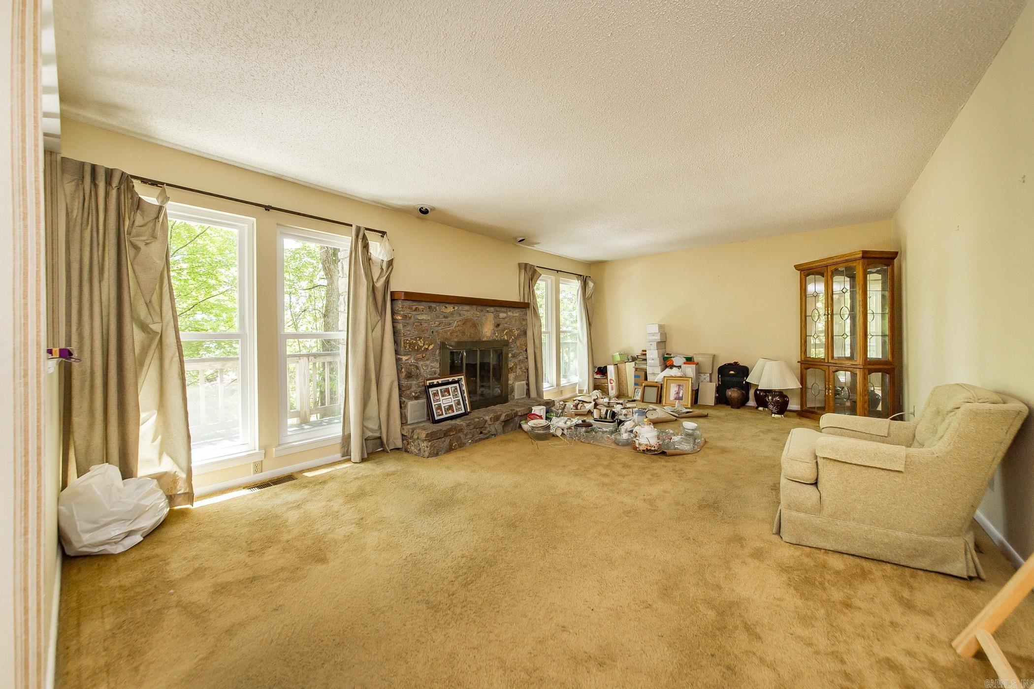 CHELSEA GLADE - Residential