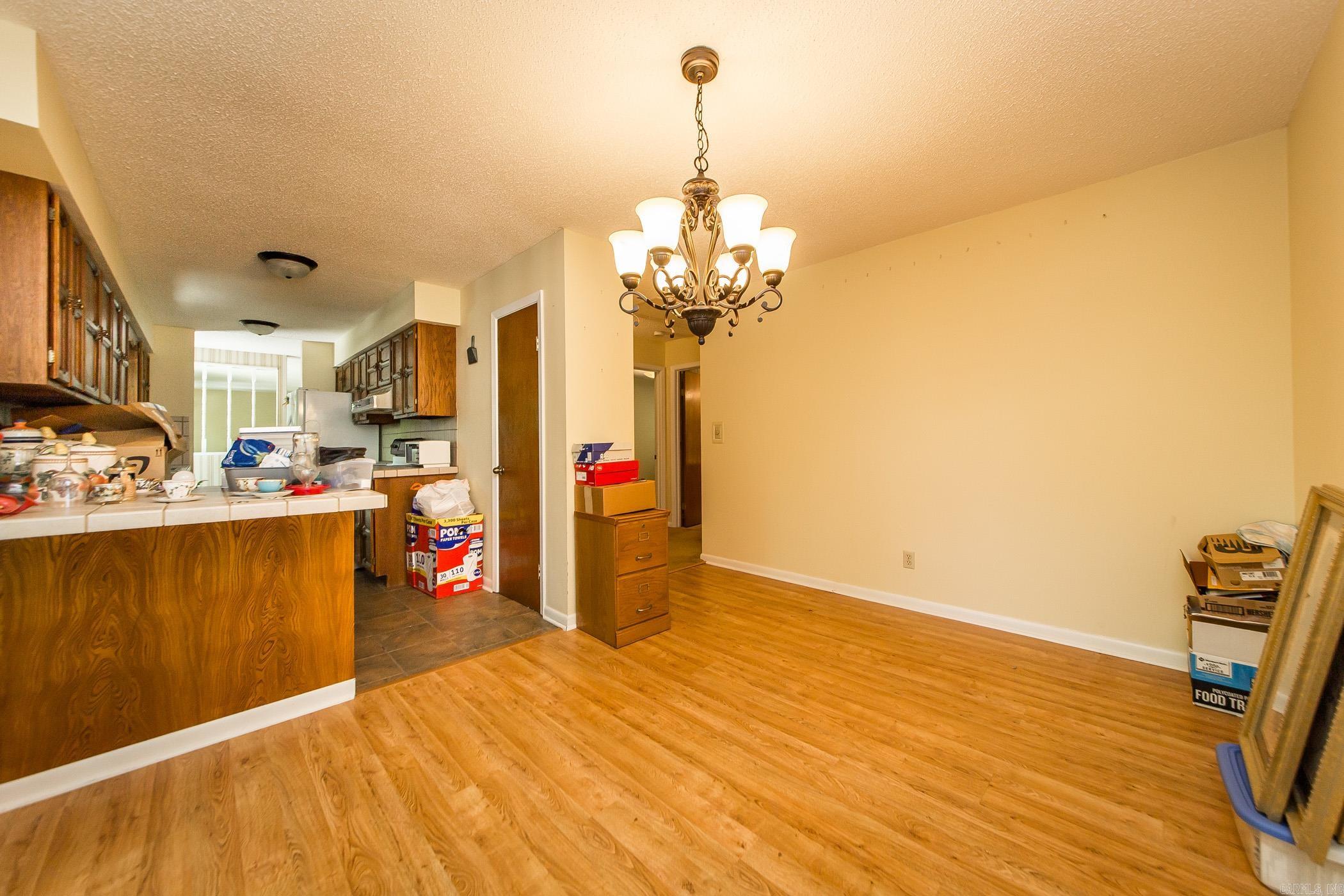 CHELSEA GLADE - Residential
