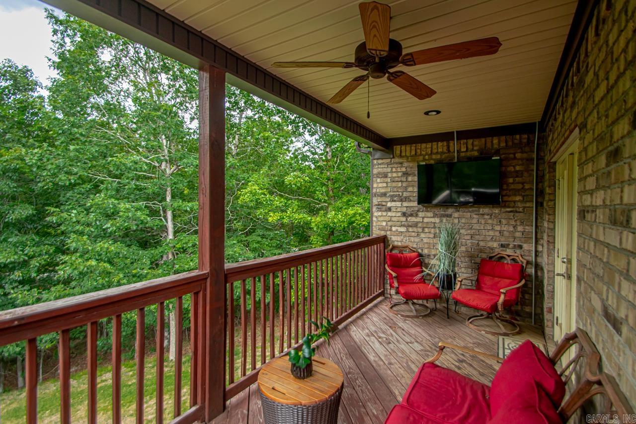 WOODLANDS EDGE - Residential