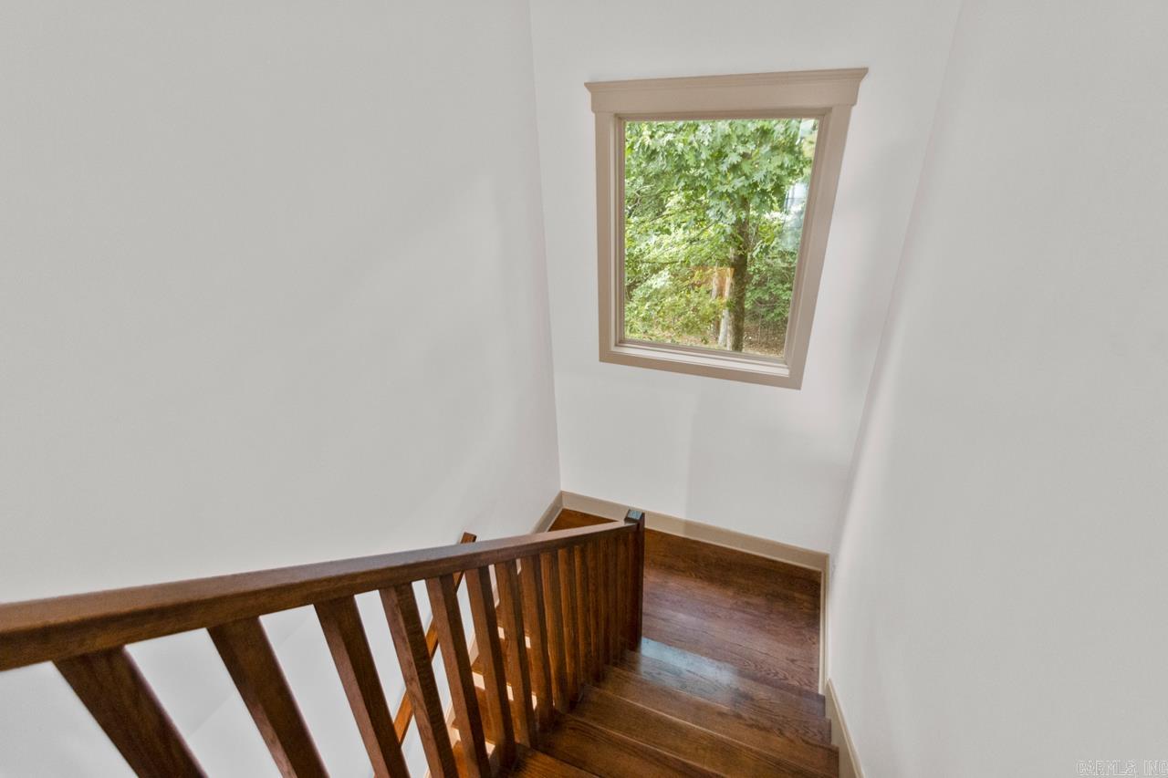 WOODLANDS EDGE - Residential