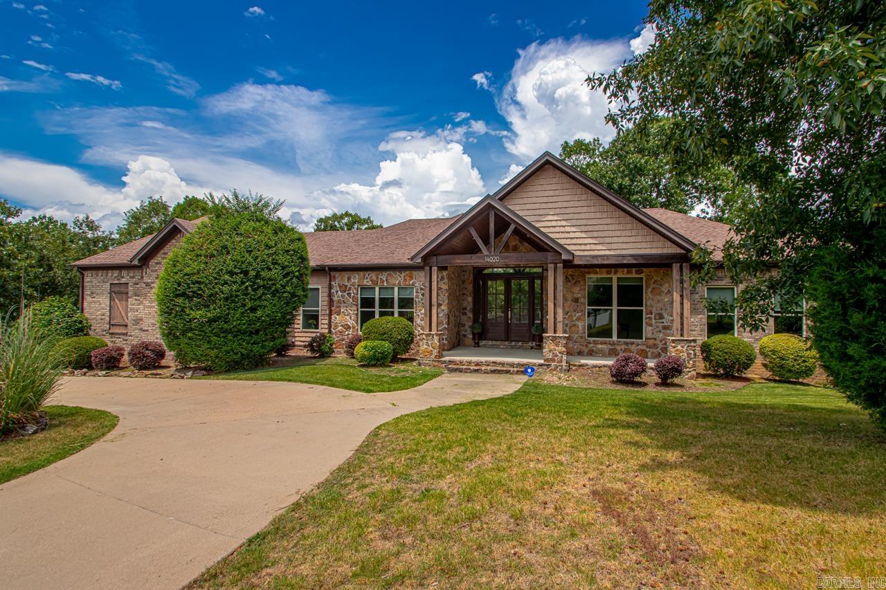 WOODLANDS EDGE - Residential
