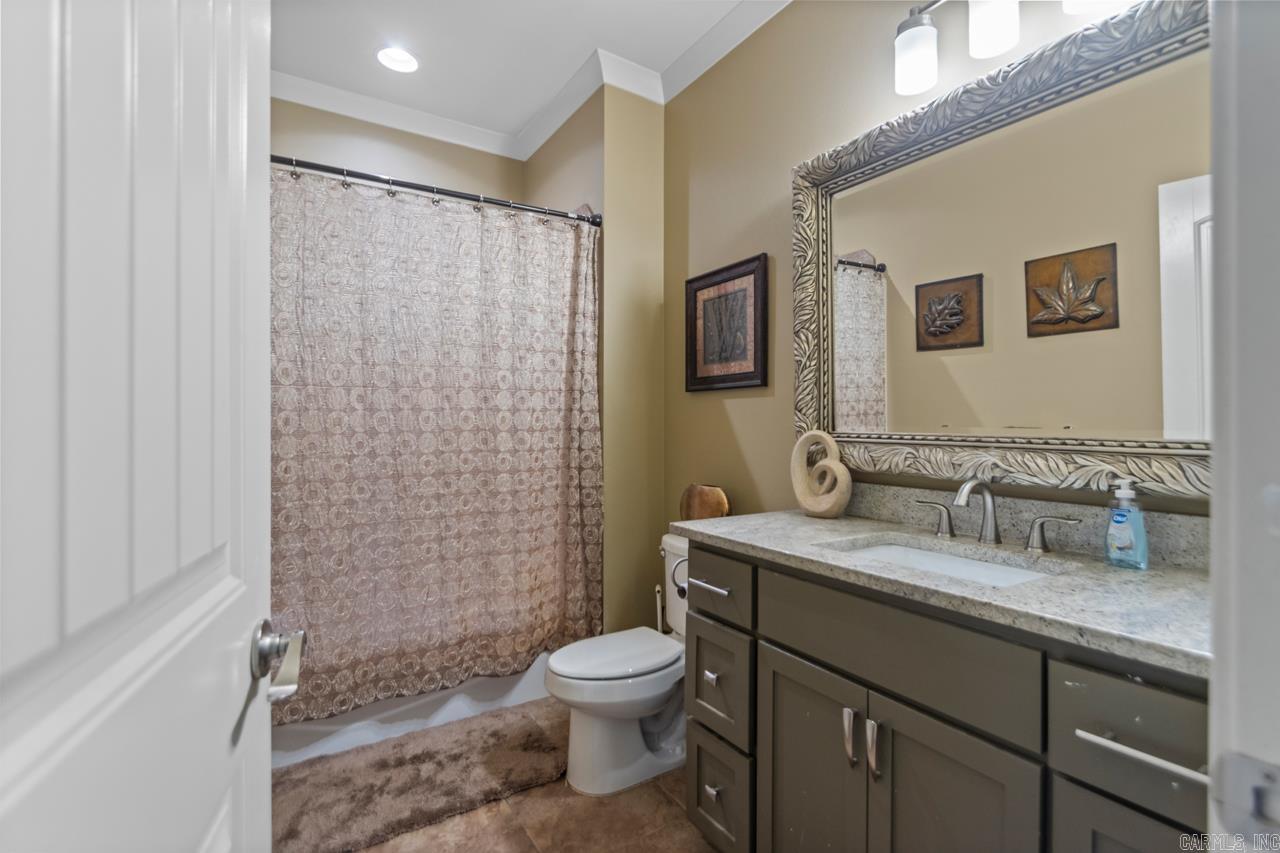 WOODLANDS EDGE - Residential