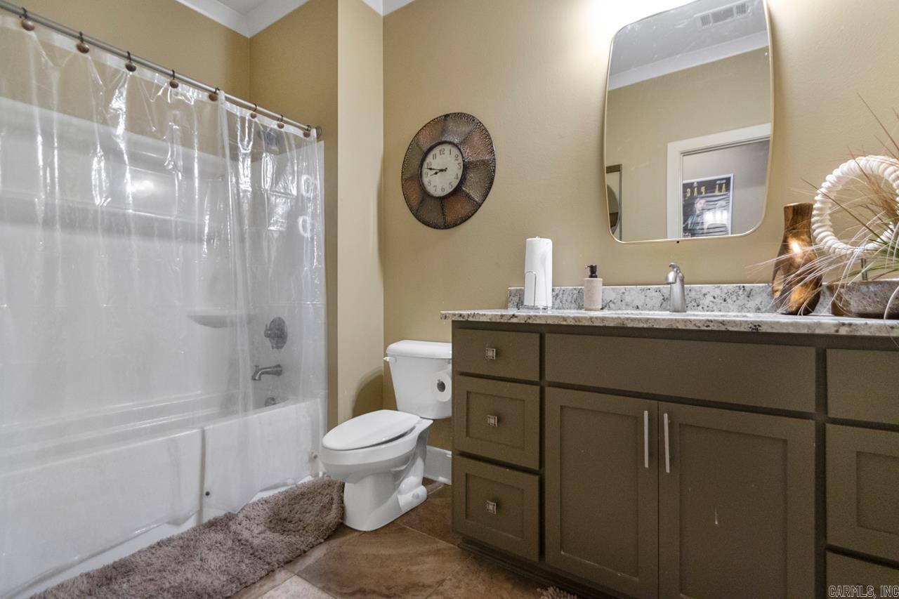 WOODLANDS EDGE - Residential