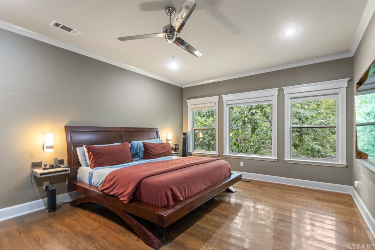 WOODLANDS EDGE - Residential
