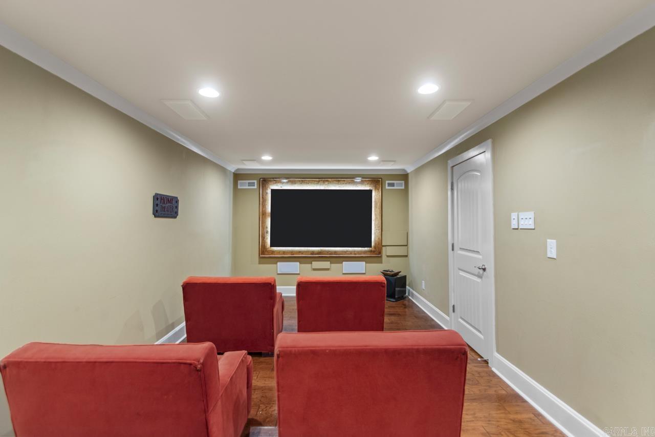 WOODLANDS EDGE - Residential
