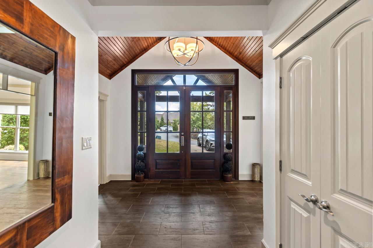 WOODLANDS EDGE - Residential