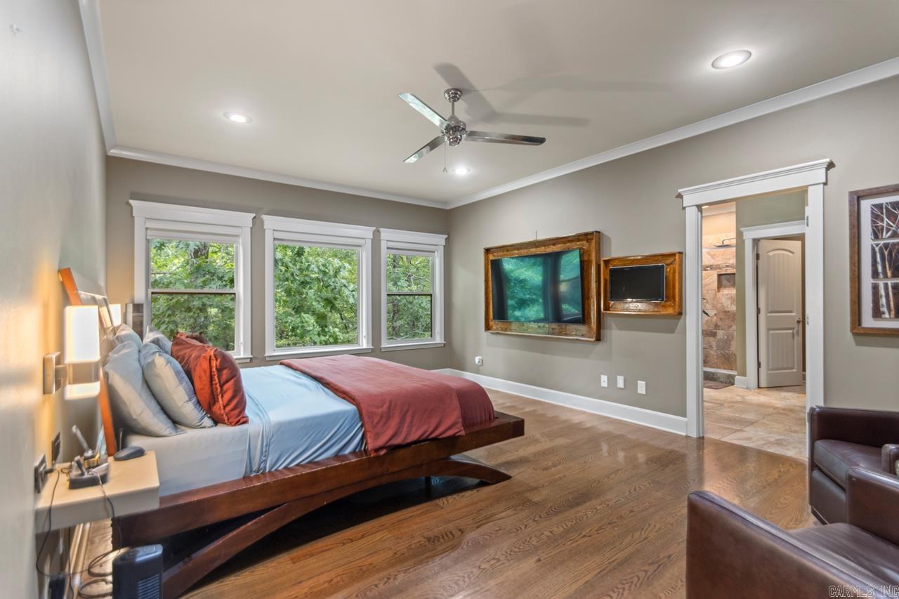 WOODLANDS EDGE - Residential