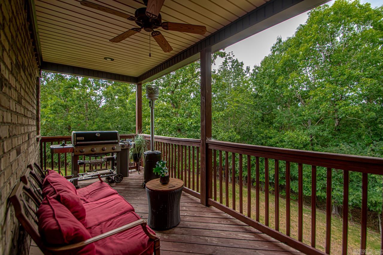WOODLANDS EDGE - Residential