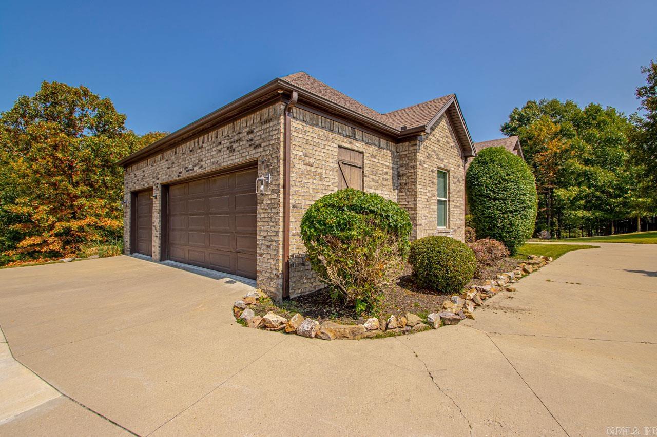 WOODLANDS EDGE - Residential