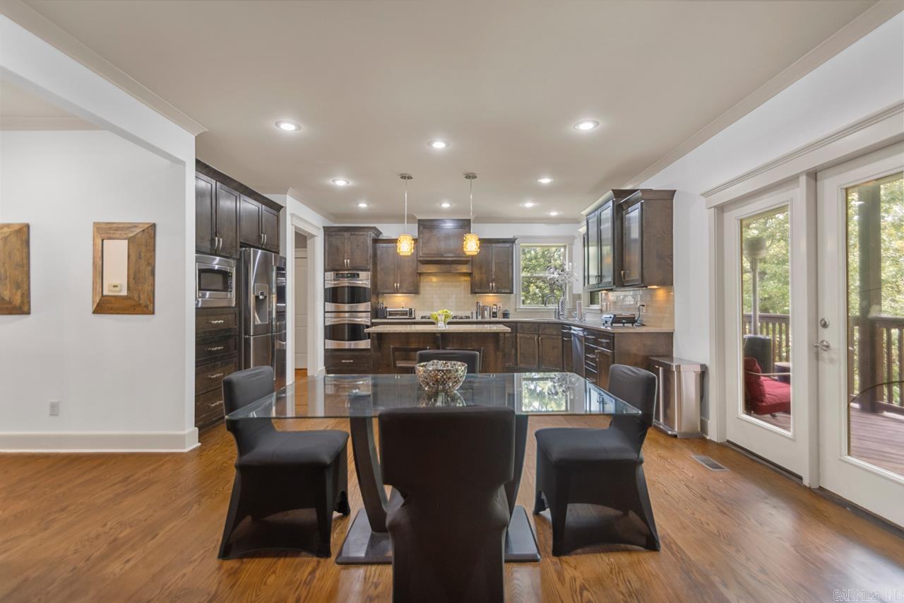 WOODLANDS EDGE - Residential