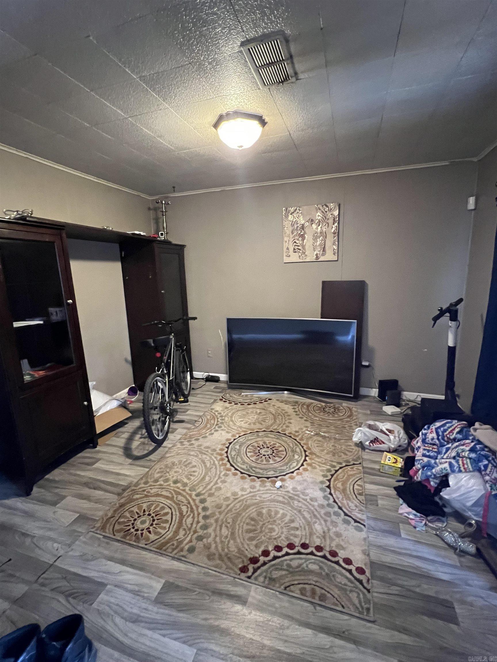 RAINEYS MINOR - Residential