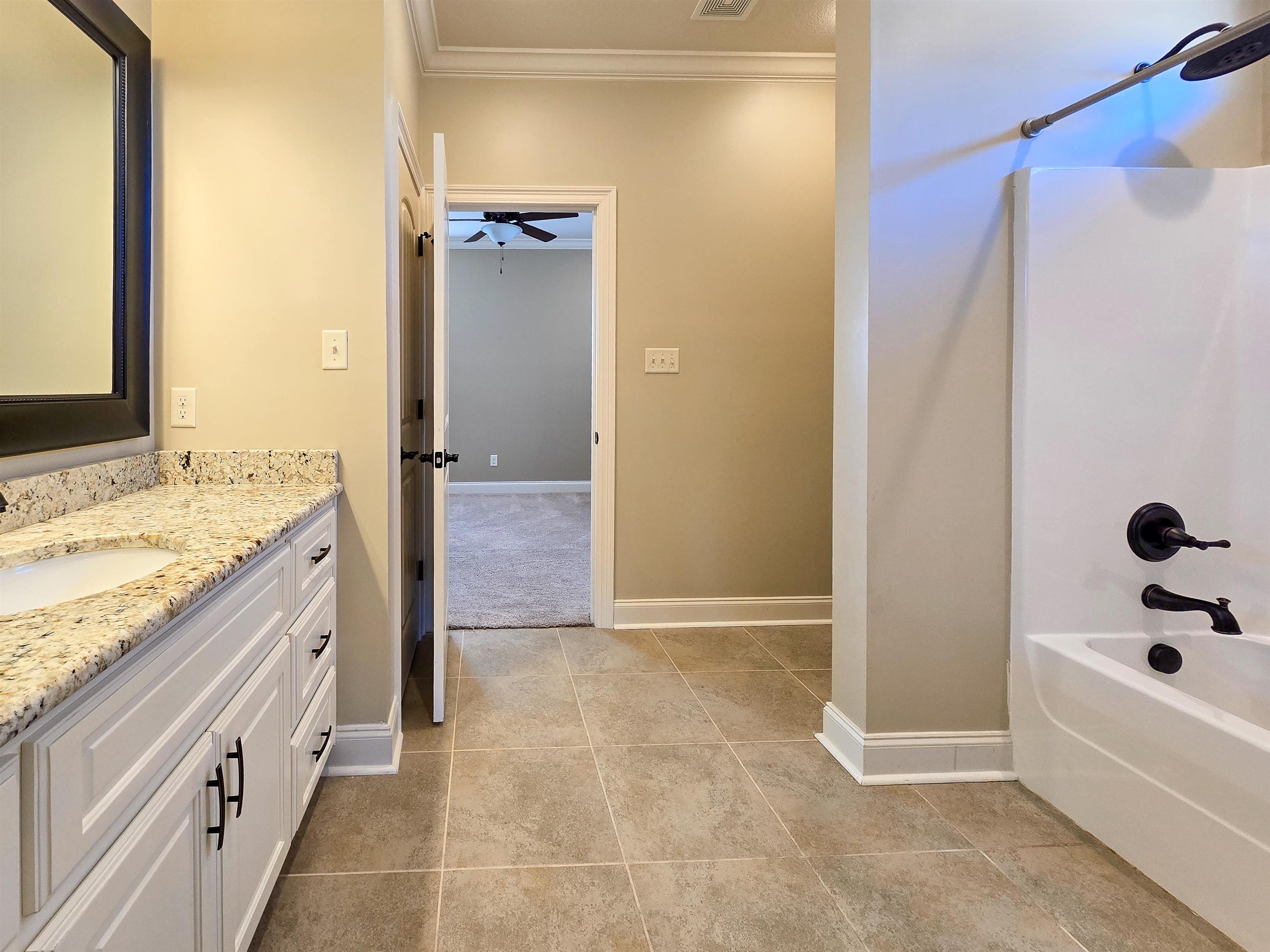 Jamestown Manor - Residential