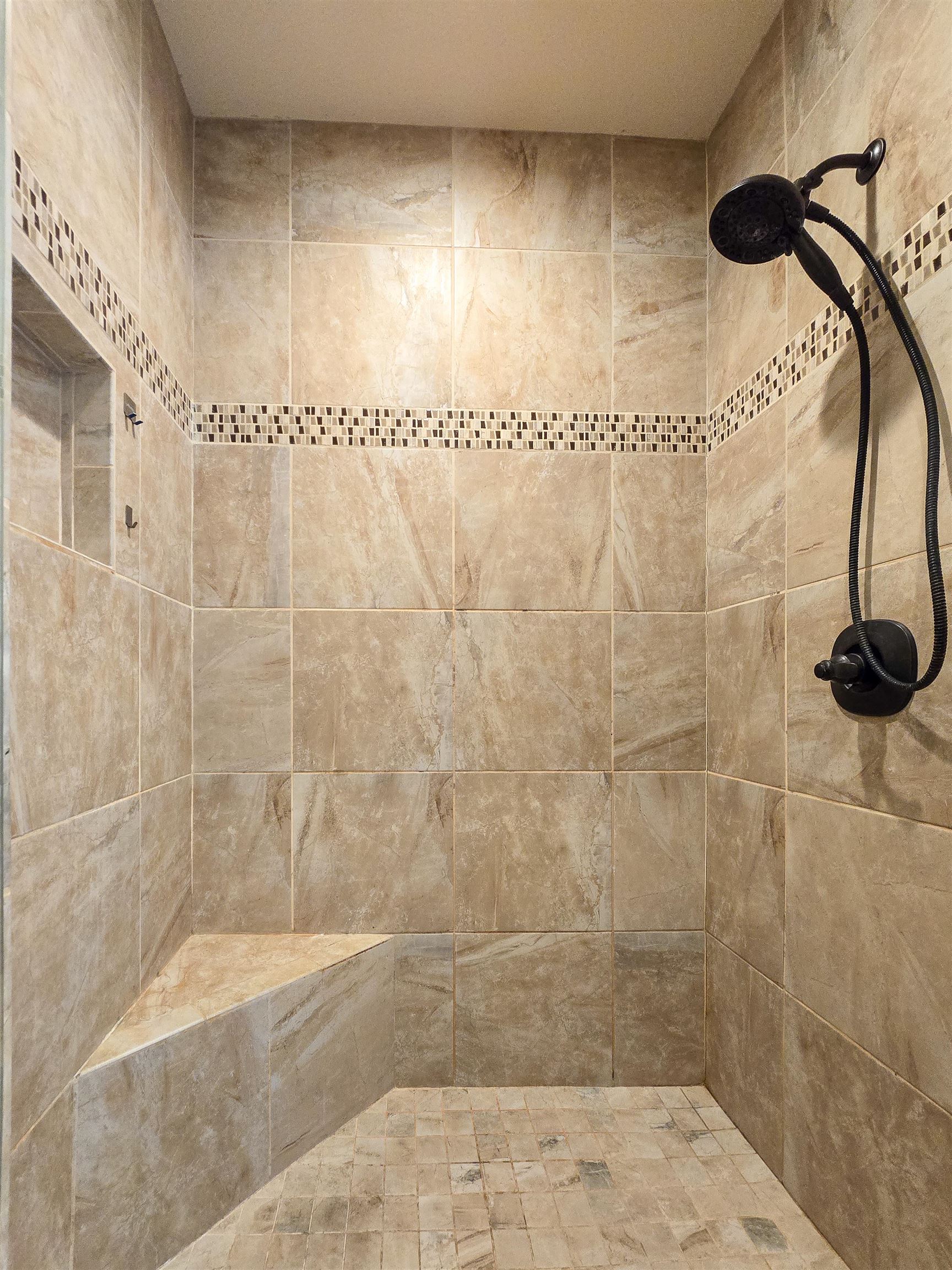 Jamestown Manor - Residential