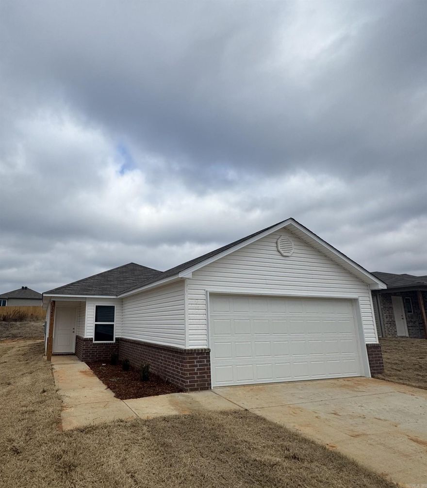 Explore the inviting Cooper plan, distinguished by its charming covered front entry and meticulously landscaped front yard that enhances its curb appeal. This home boasts an open floor plan, encompassing 3 bedrooms and 2 bathrooms, ideal for comfortable living. The spacious family room serves as a central gathering space, perfect for relaxation and entertainment. The dining area seamlessly integrates with a well-appointed kitchen, complete with energy-efficient appliances, generous counter space, and a spacious pantry, catering to the needs of every home chef. Discover more about this delightful home today and envision how it could complement your lifestyle!    **SEE SHOWING REMARKS & AGENT REMARKS FOR IMPORTANT INFORMATION**