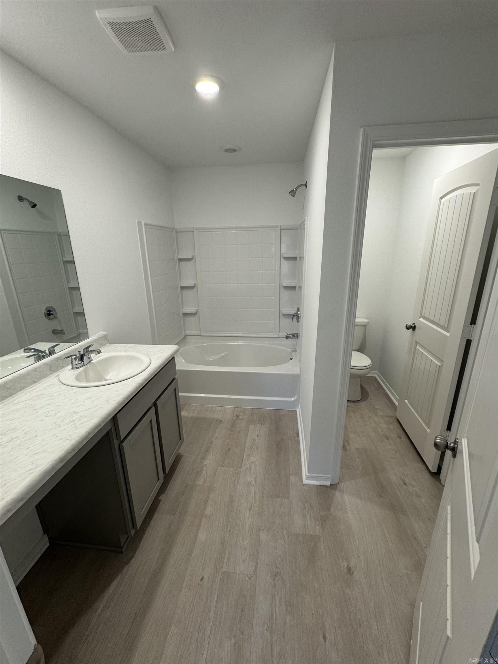 THE MEADOWS - Residential