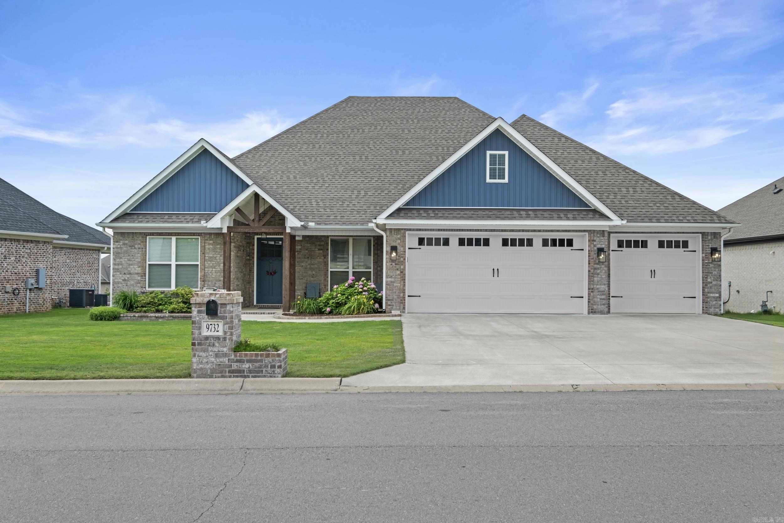 Discover the epitome of custom living in this beautifully crafted 3 (4) bedroom and 3 bathroom custom home. Boasting an open floor plan with soaring ceilings and stunning natural light, this home is a testament to personalized living. Featuring exquisite granite countertops, stainless steel appliances, double ovens, and gas stovetop. Optional 4th upstairs bedroom or bonus room, full bath PLUS a flex room, provides ample space for family and guests. The spacious primary suite offers soaker tub, walk in shower, and oversized closet. Spacious 3 car garage and walk-in partially floored attic allows for extra storage. Enjoy the extra entertaining space with the screened in porch surrounded by a fully fenced yard on a flat lot.