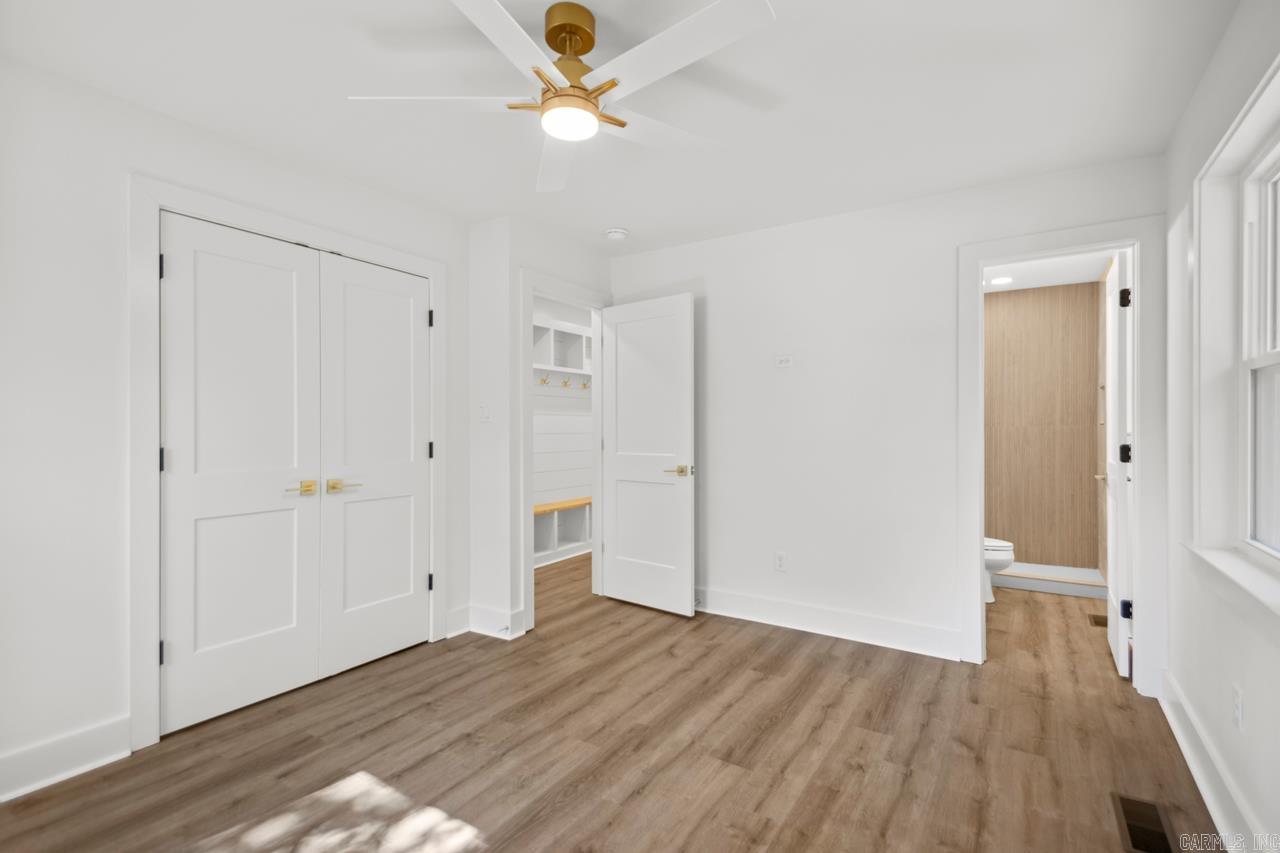 LYNNWOOD ACRES - Residential