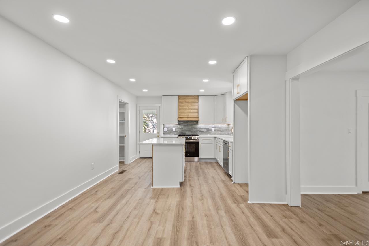 LYNNWOOD ACRES - Residential