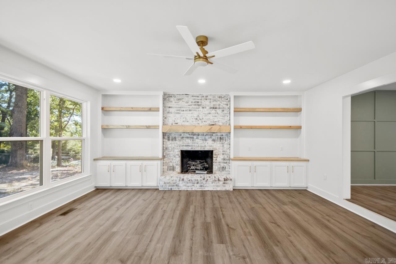 LYNNWOOD ACRES - Residential