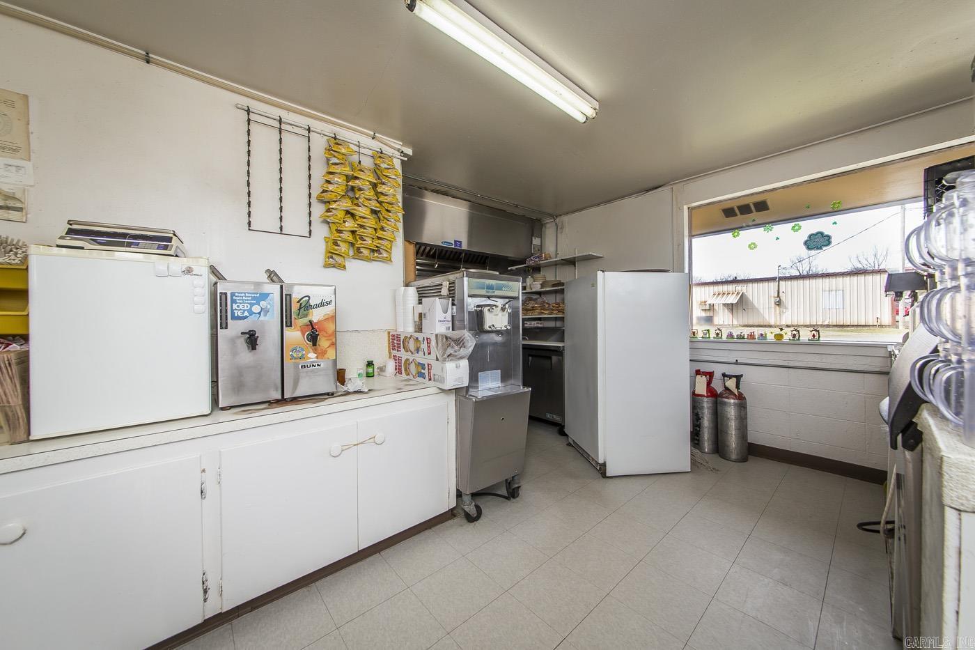 Metes & Bounds - Commercial Sale