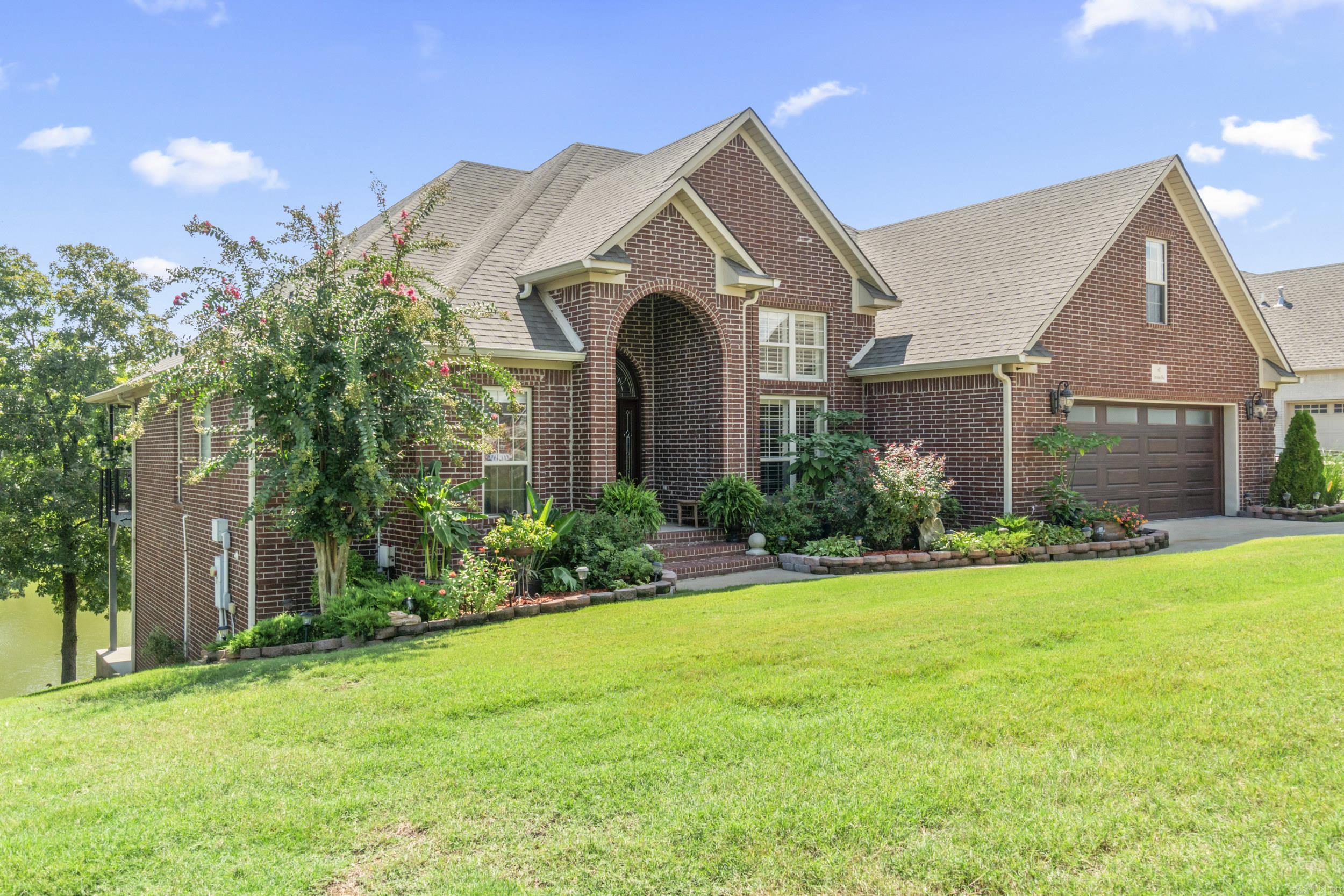 GREYSTONE - Residential