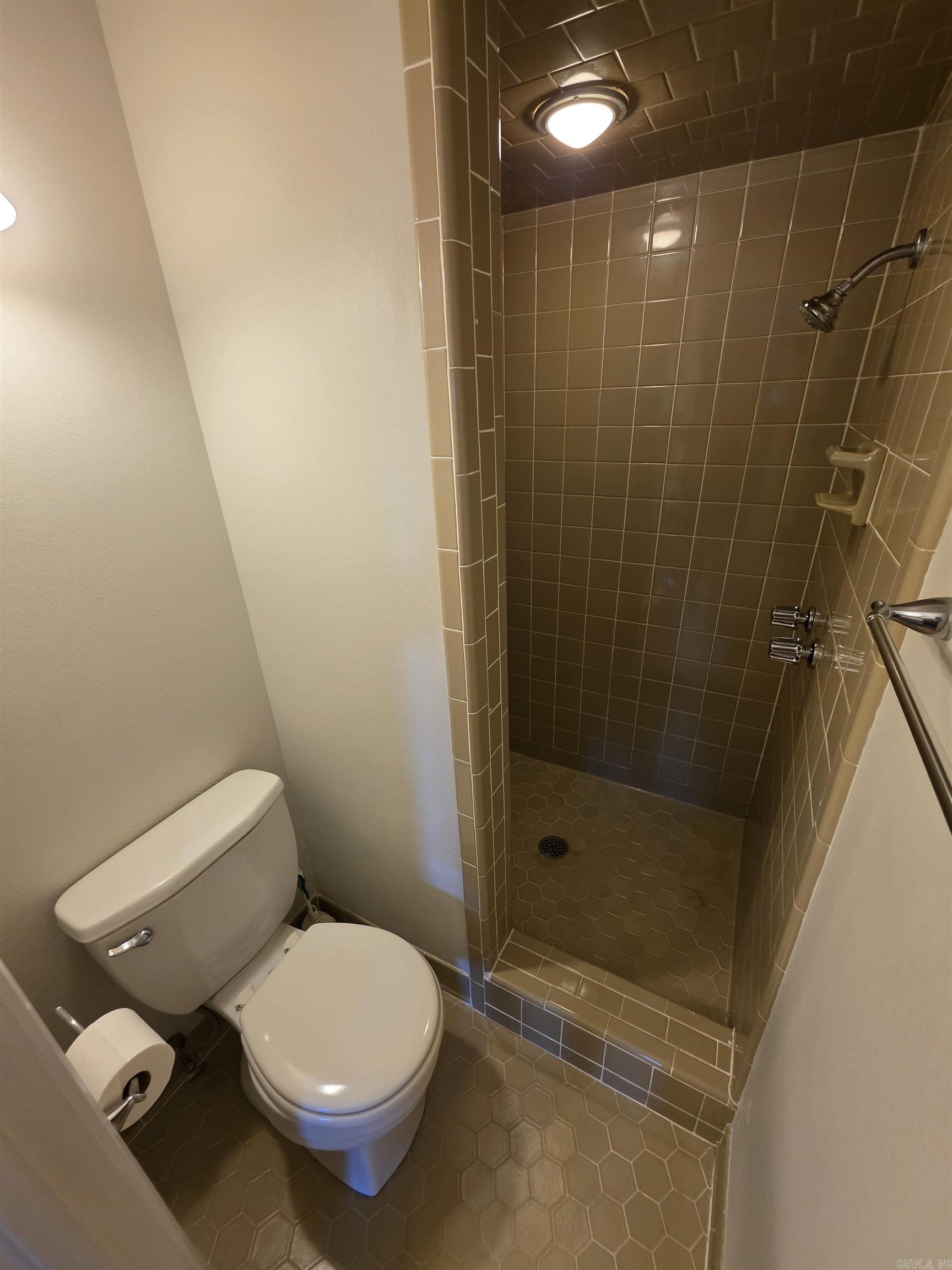 Colony West - Residential Lease