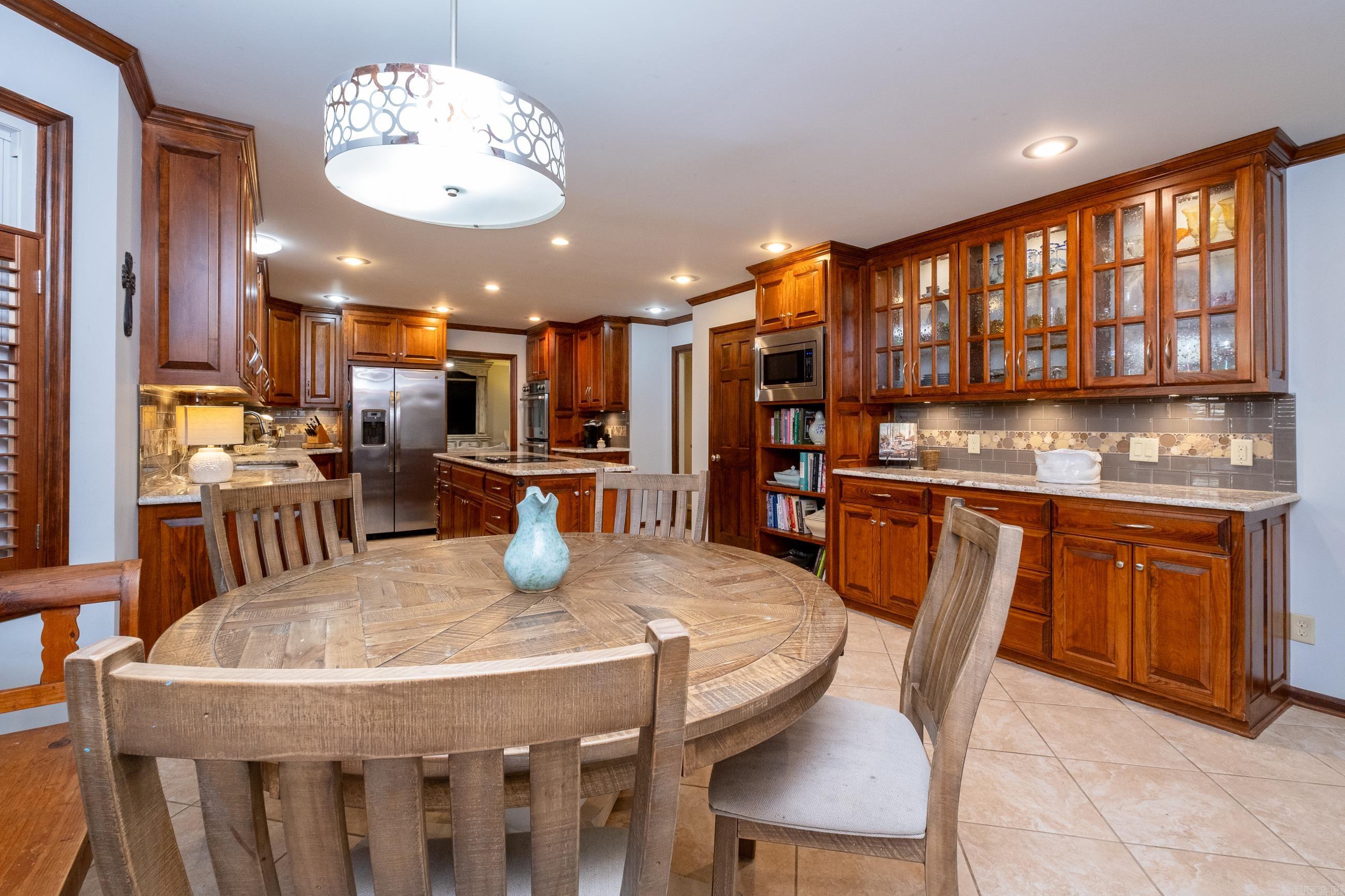 PLEASANT VALLEY - Residential