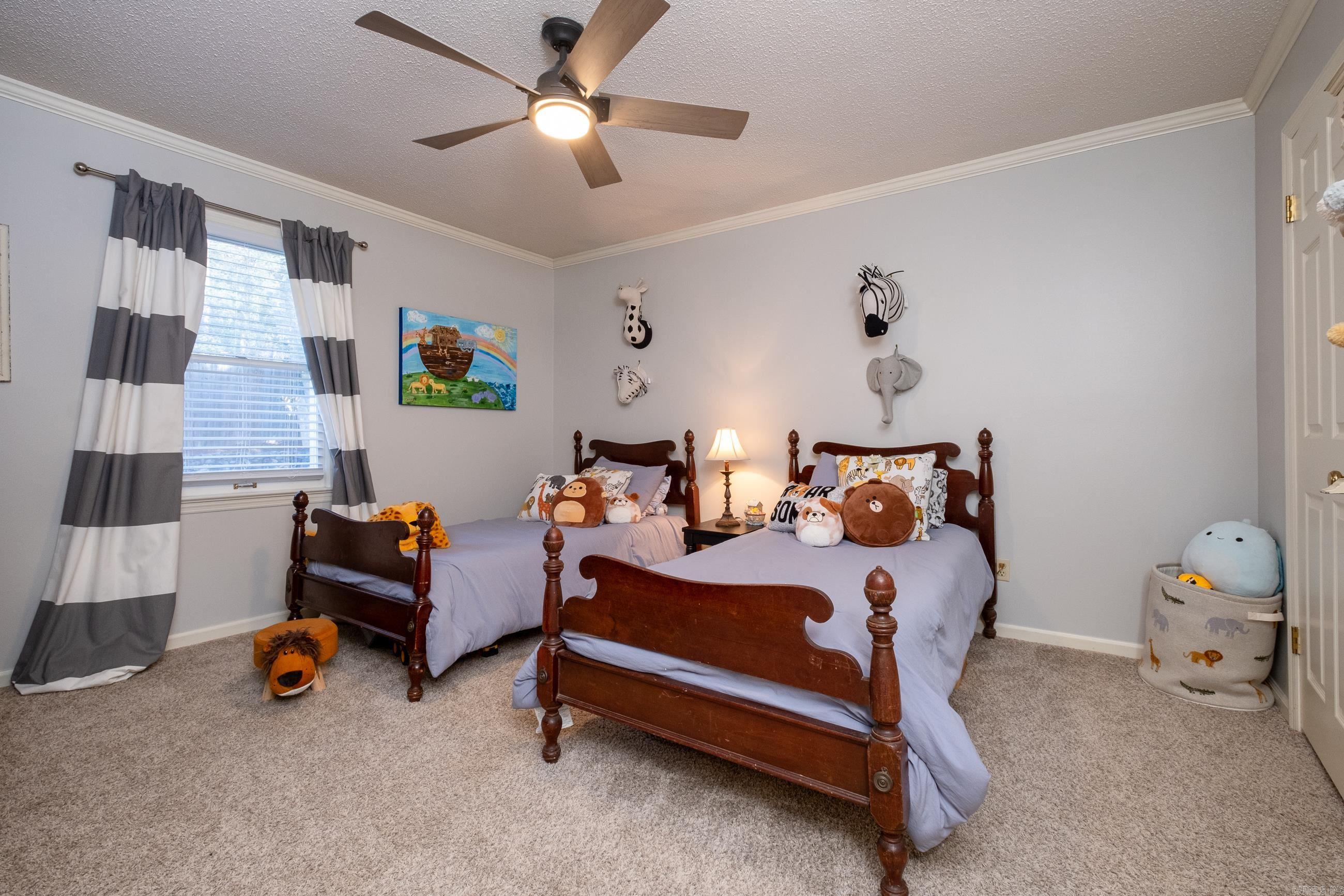 PLEASANT VALLEY - Residential