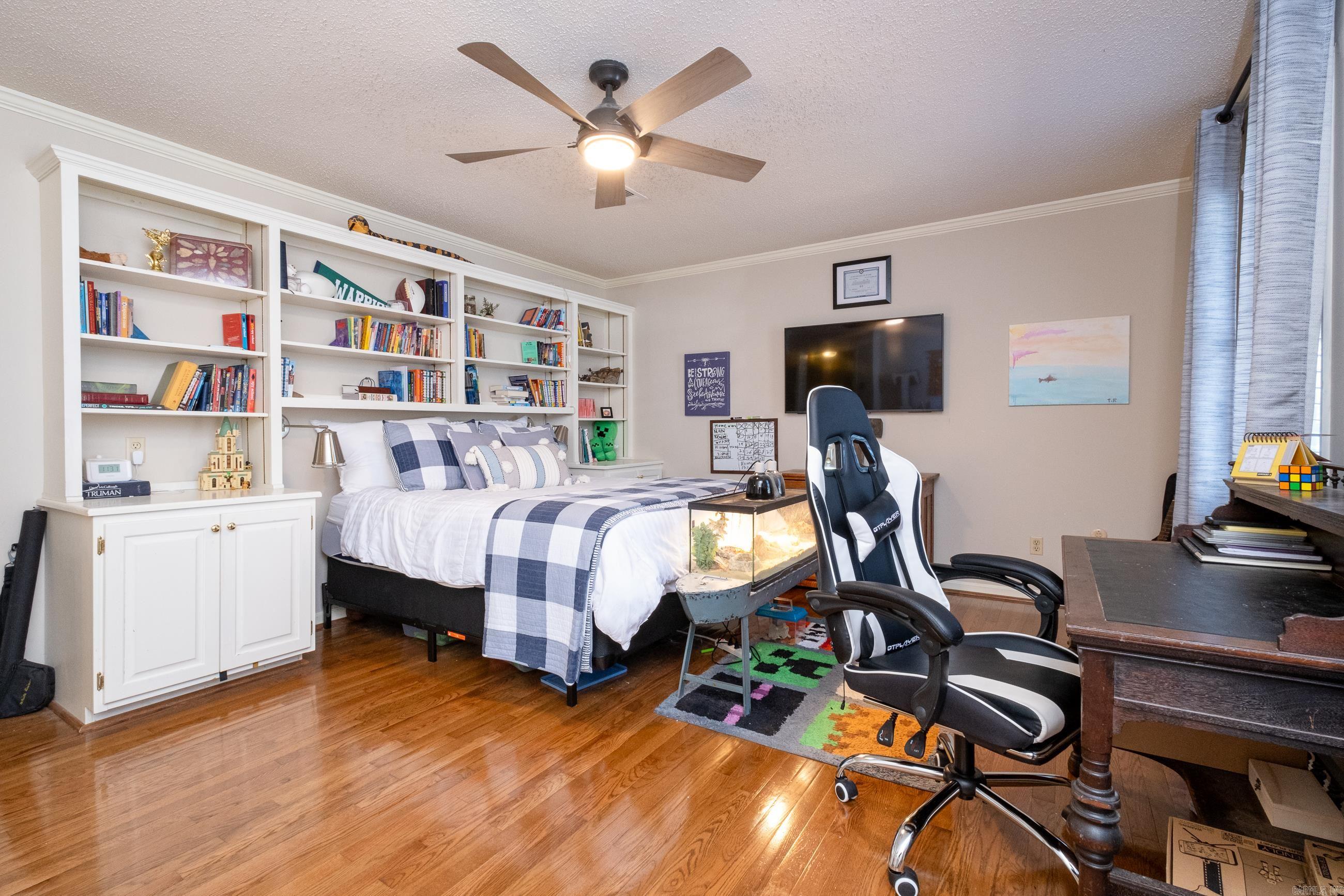 PLEASANT VALLEY - Residential