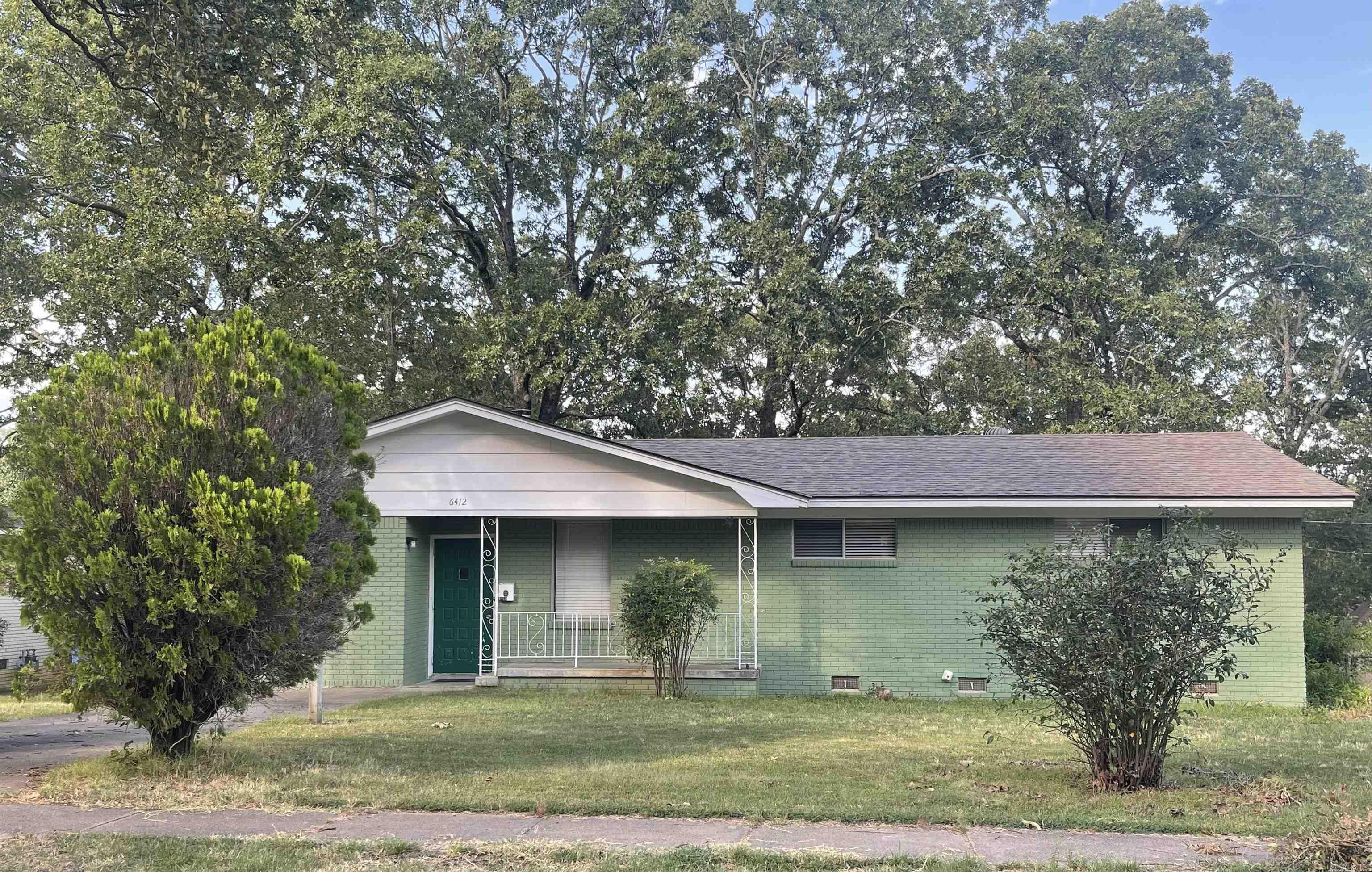 INDIAN HILLS - Residential