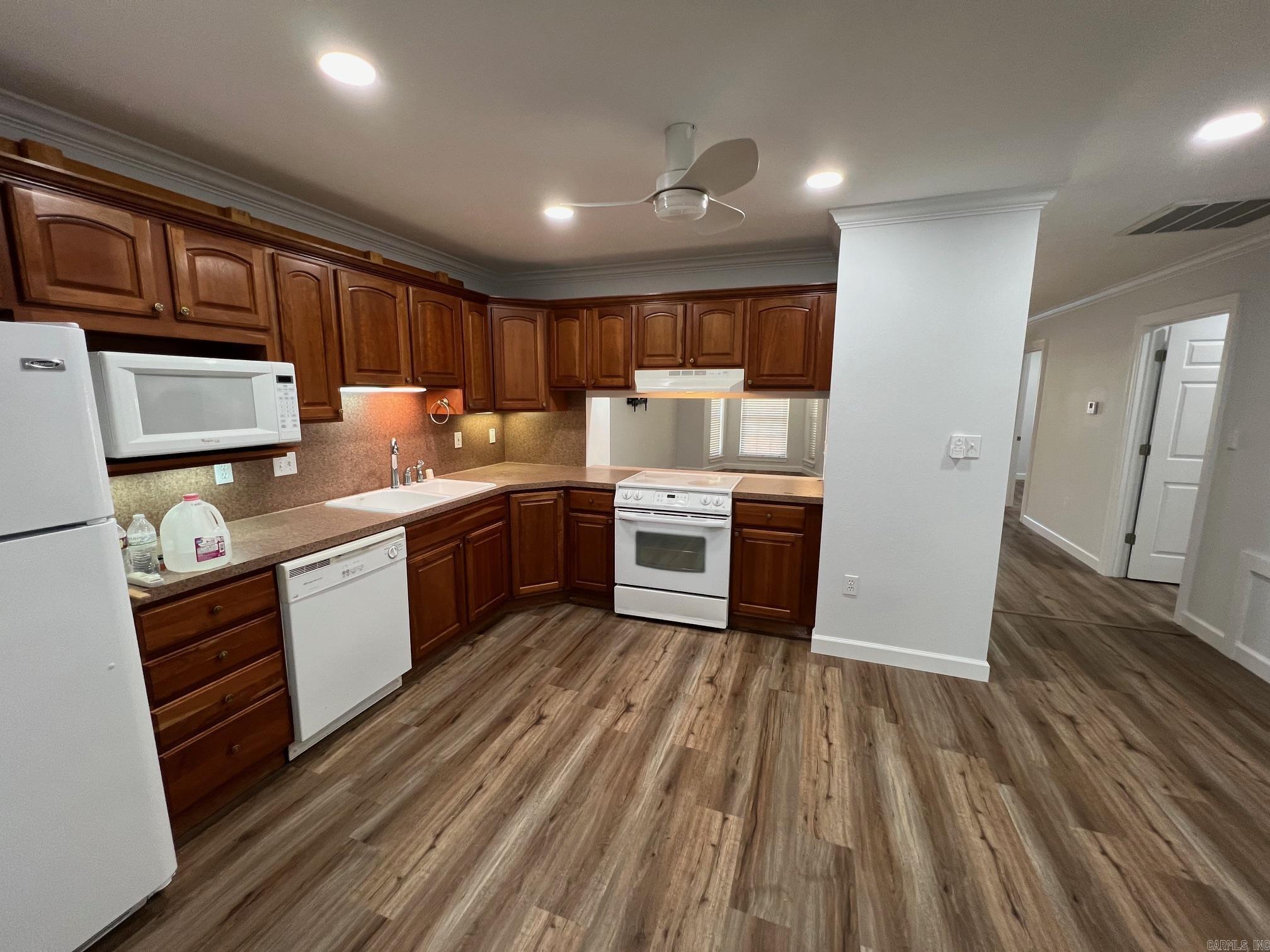 VILLAS AT SOUTHRIDGE VILLAGE H.P - Residential