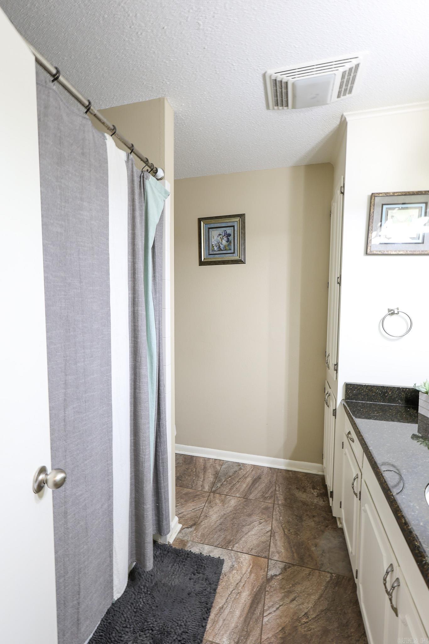 Thompson Heights - Residential