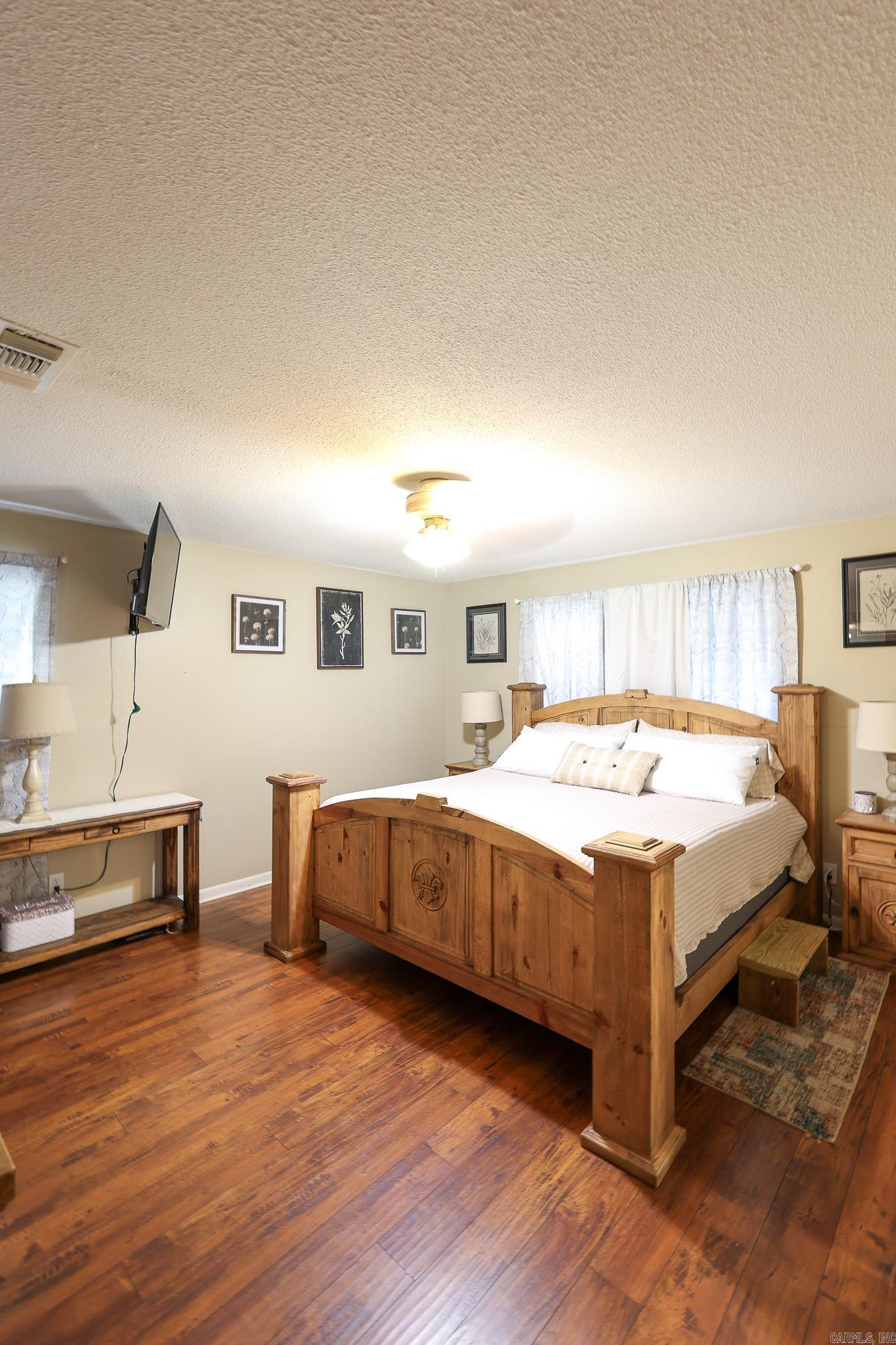 Thompson Heights - Residential