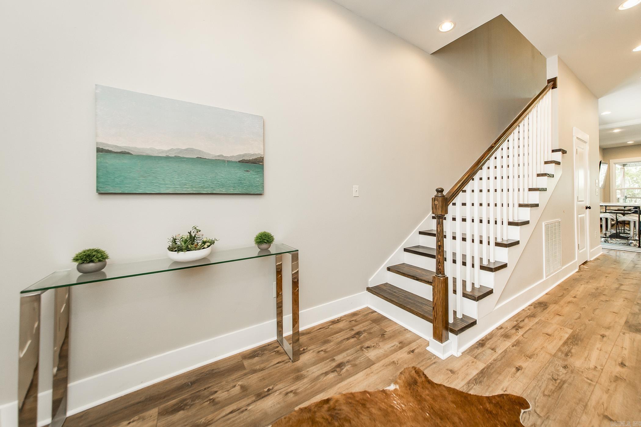FONTANA - LAKE - Residential