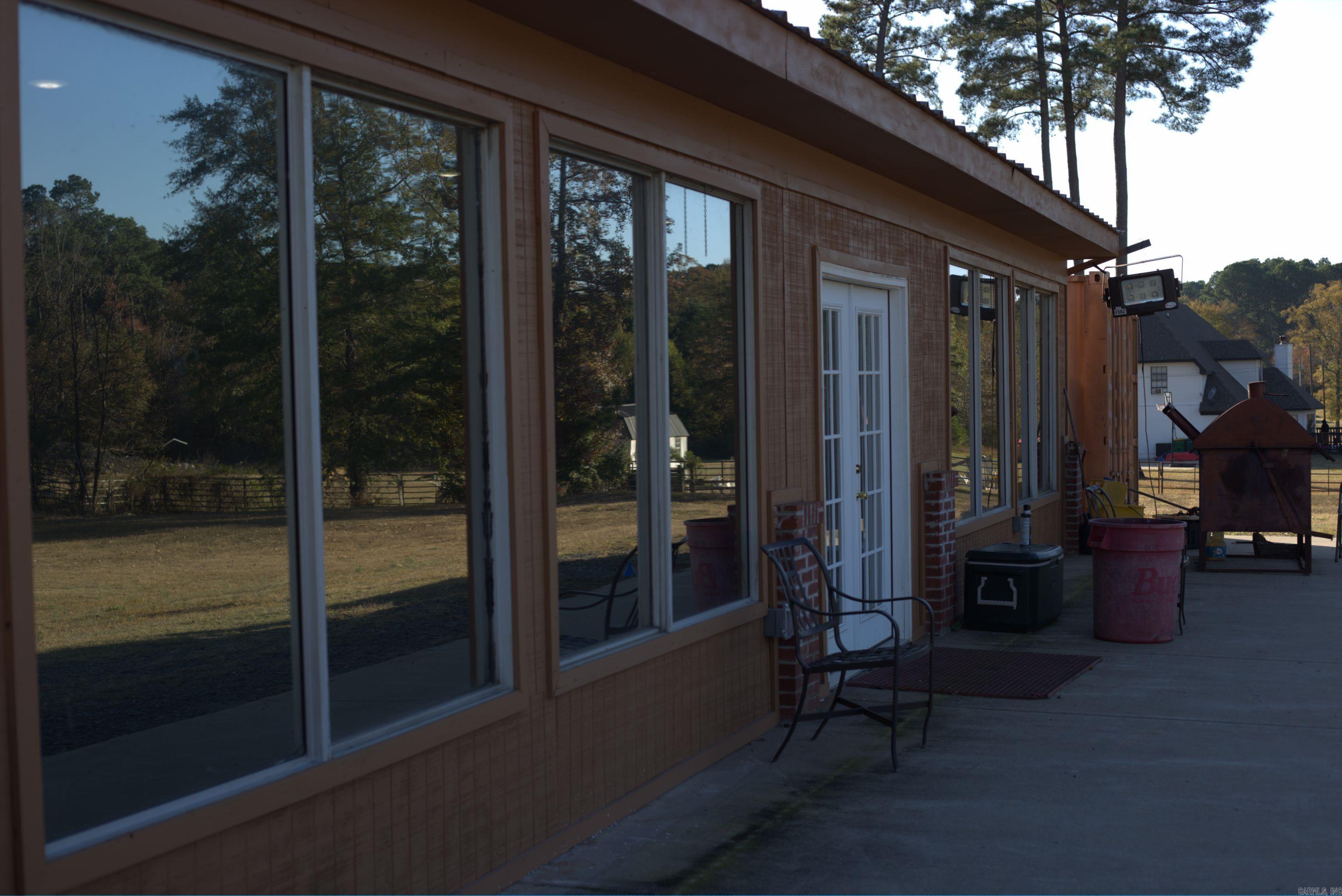 Flavia - Commercial Sale