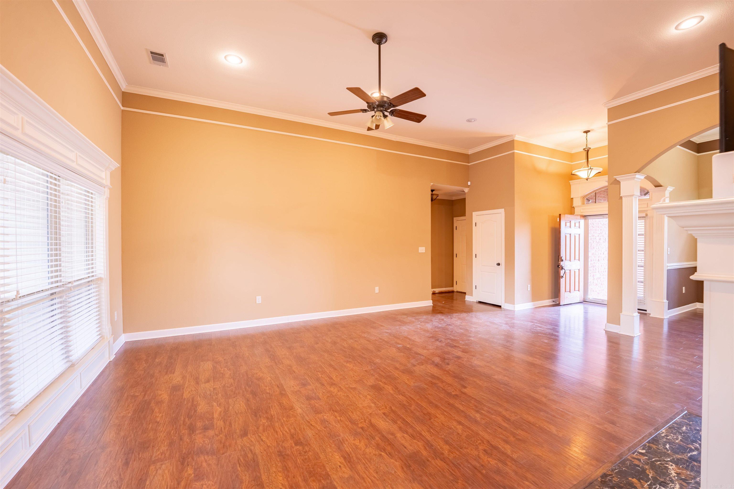 WATERS EDGE - Residential