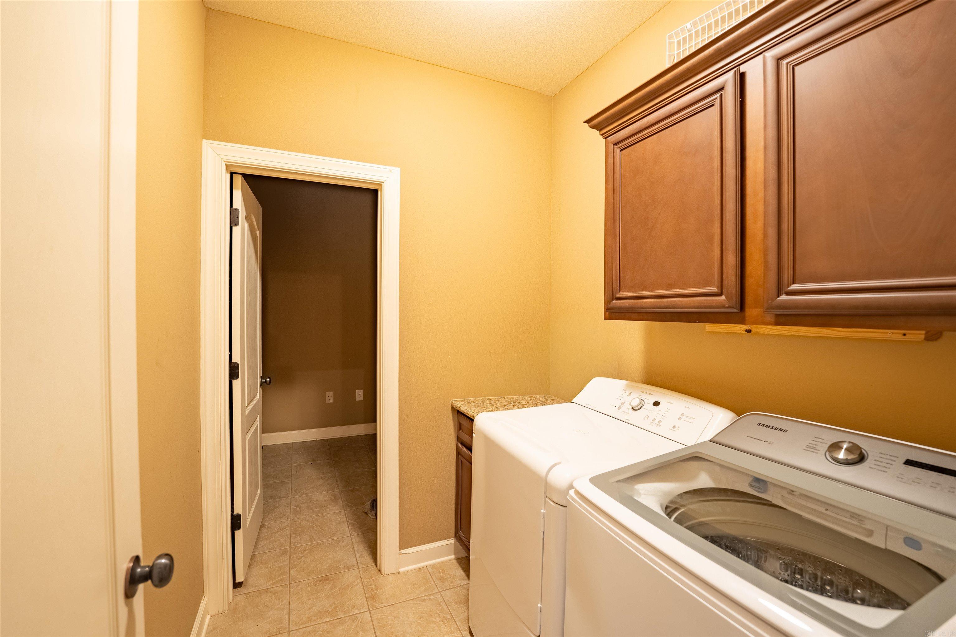 WATERS EDGE - Residential