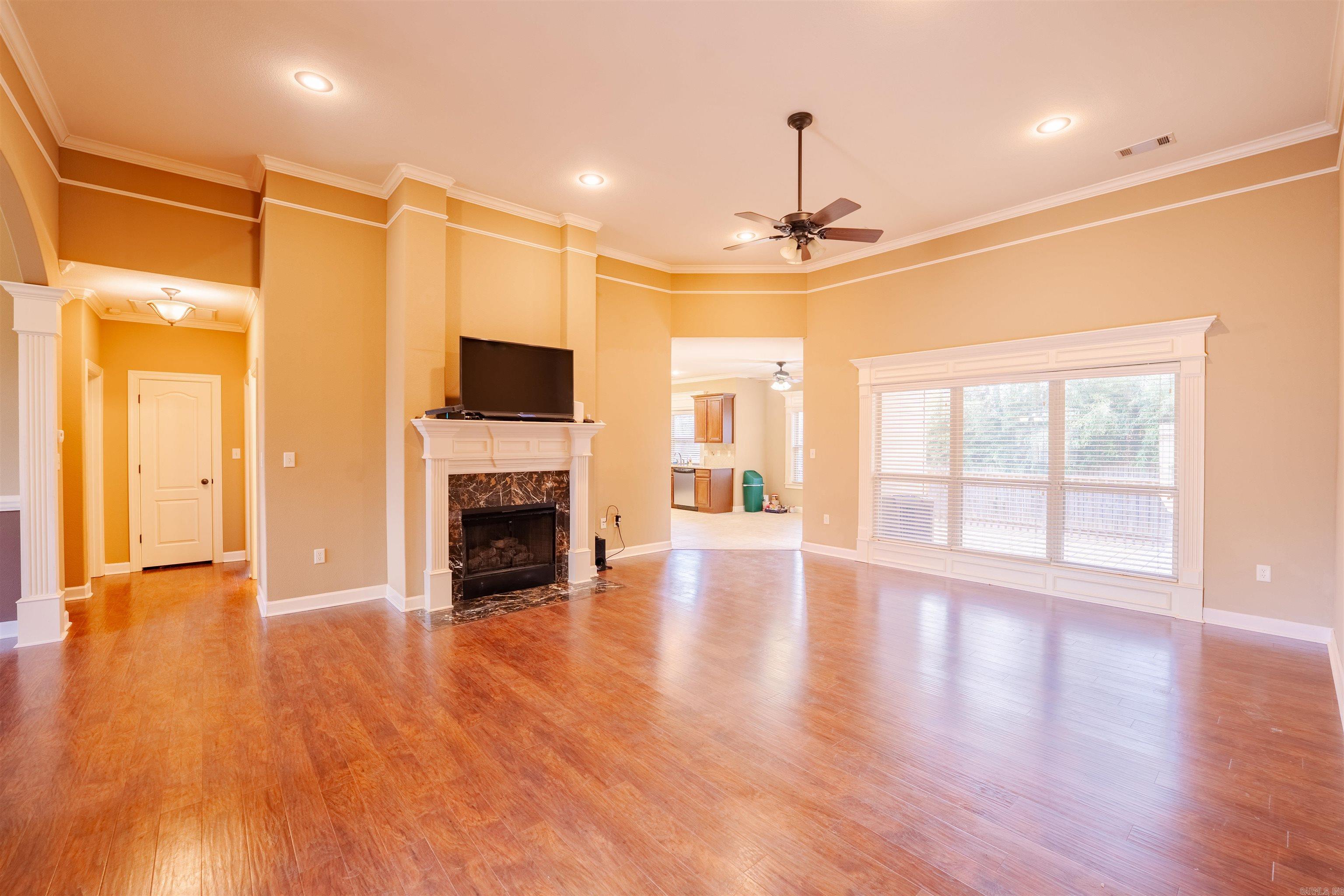 WATERS EDGE - Residential