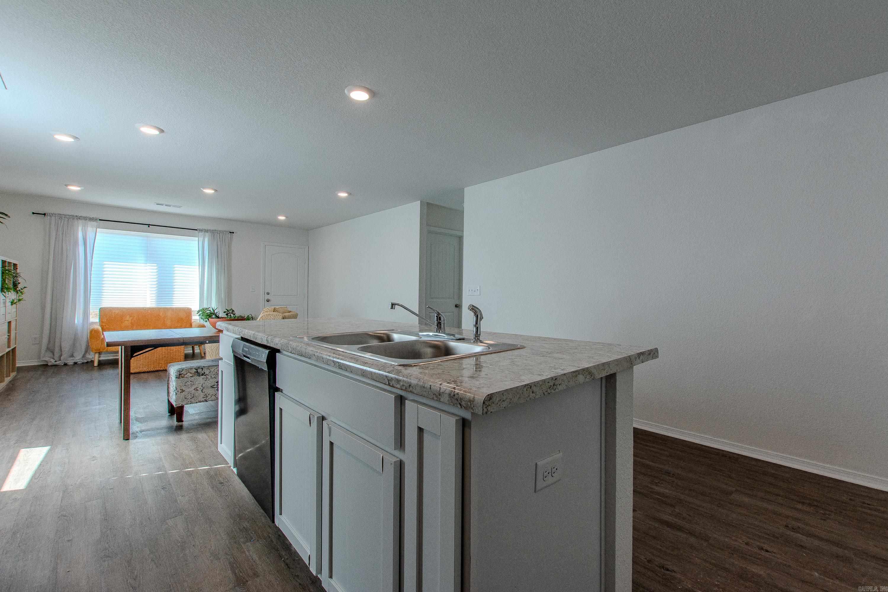 THE MEADOWS - Residential