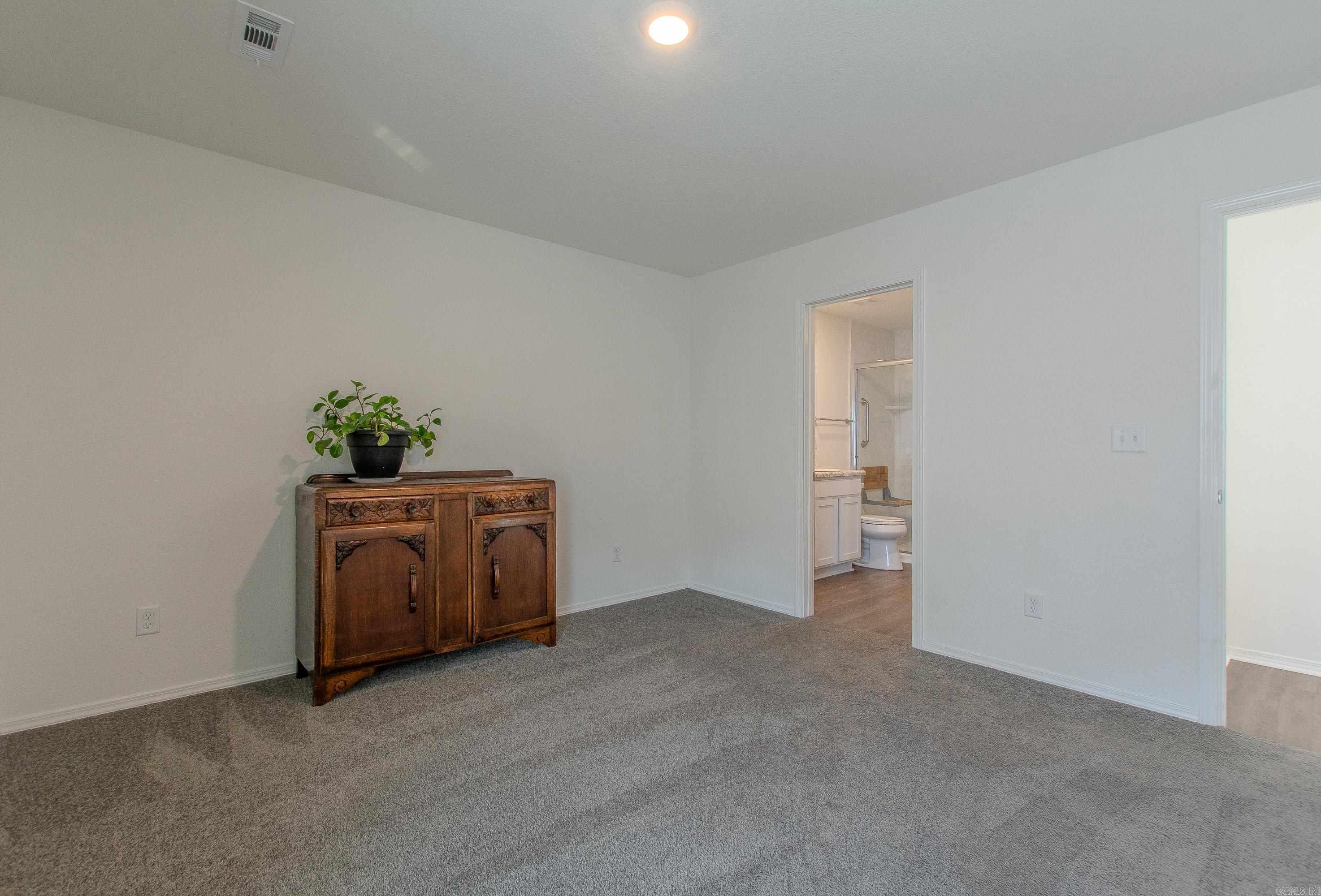 THE MEADOWS - Residential