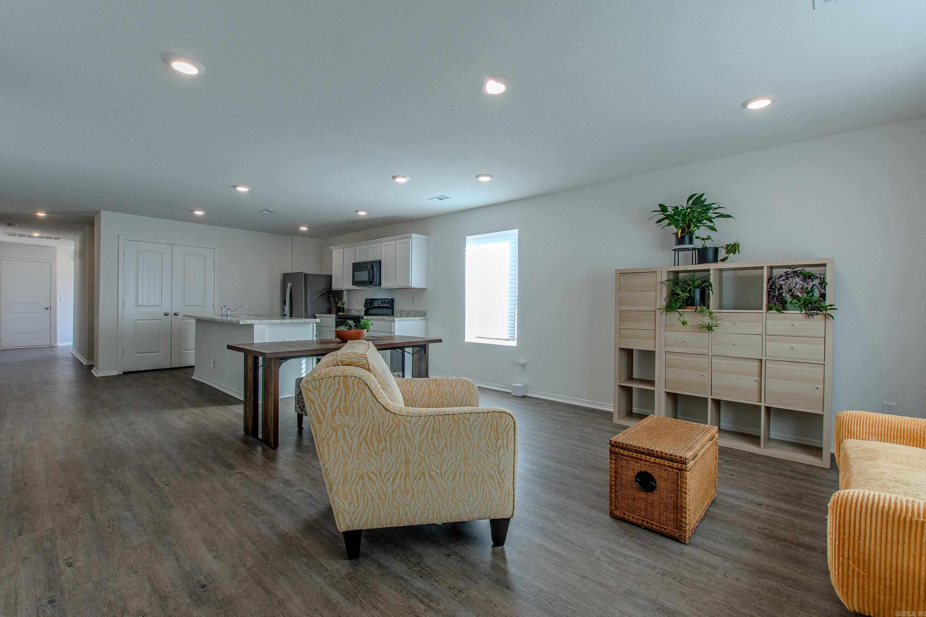 THE MEADOWS - Residential