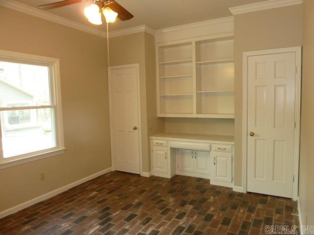 Club Manor - Residential