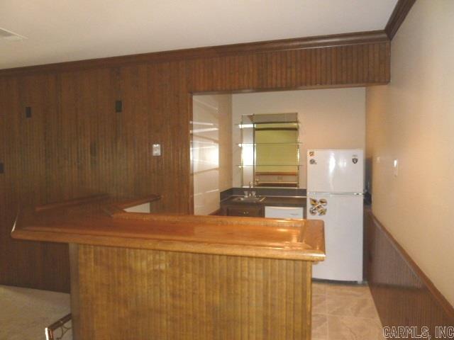 Club Manor - Residential