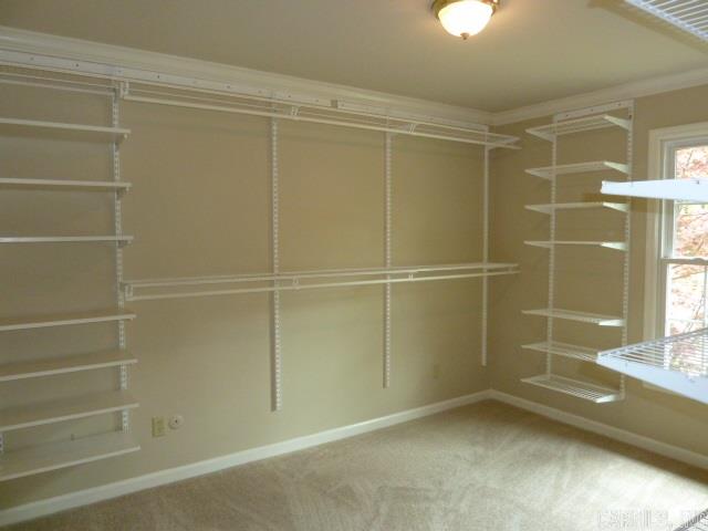 Club Manor - Residential