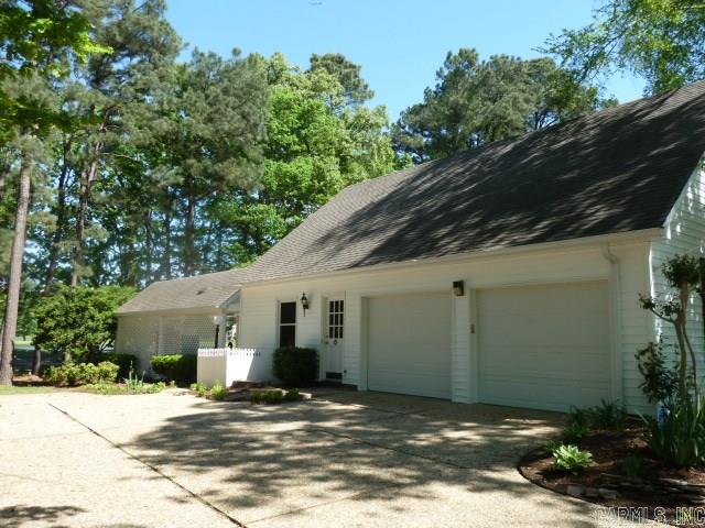 Club Manor - Residential